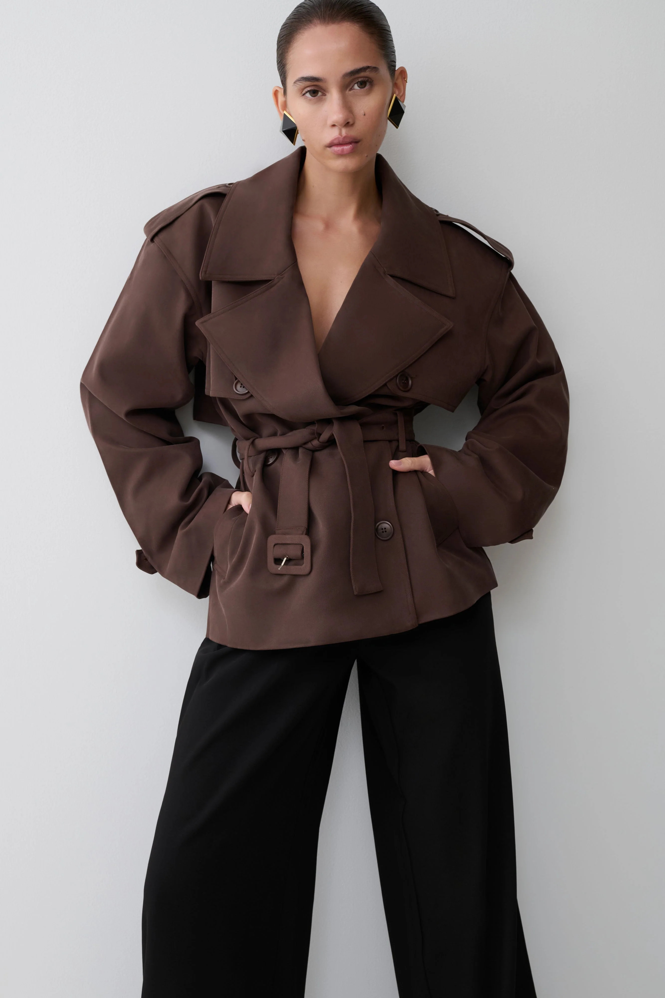 Alden Short Trench Jacket - Chocolate I MESHKI I Size L | MESHKI US