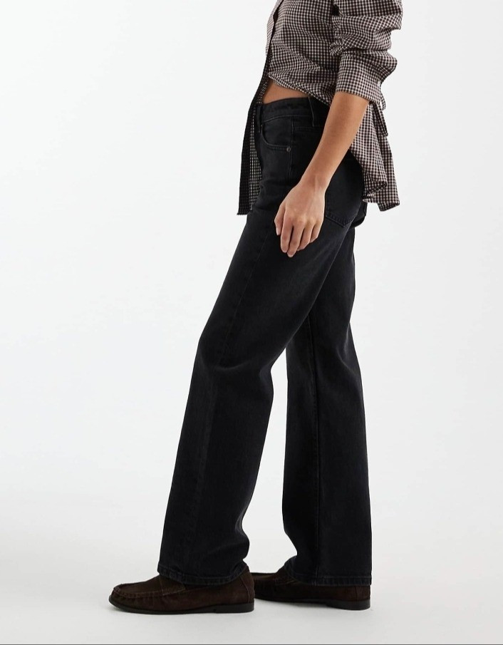 Petite black straight jeans for petite women.

#LTKPetite #LTKMidsize
