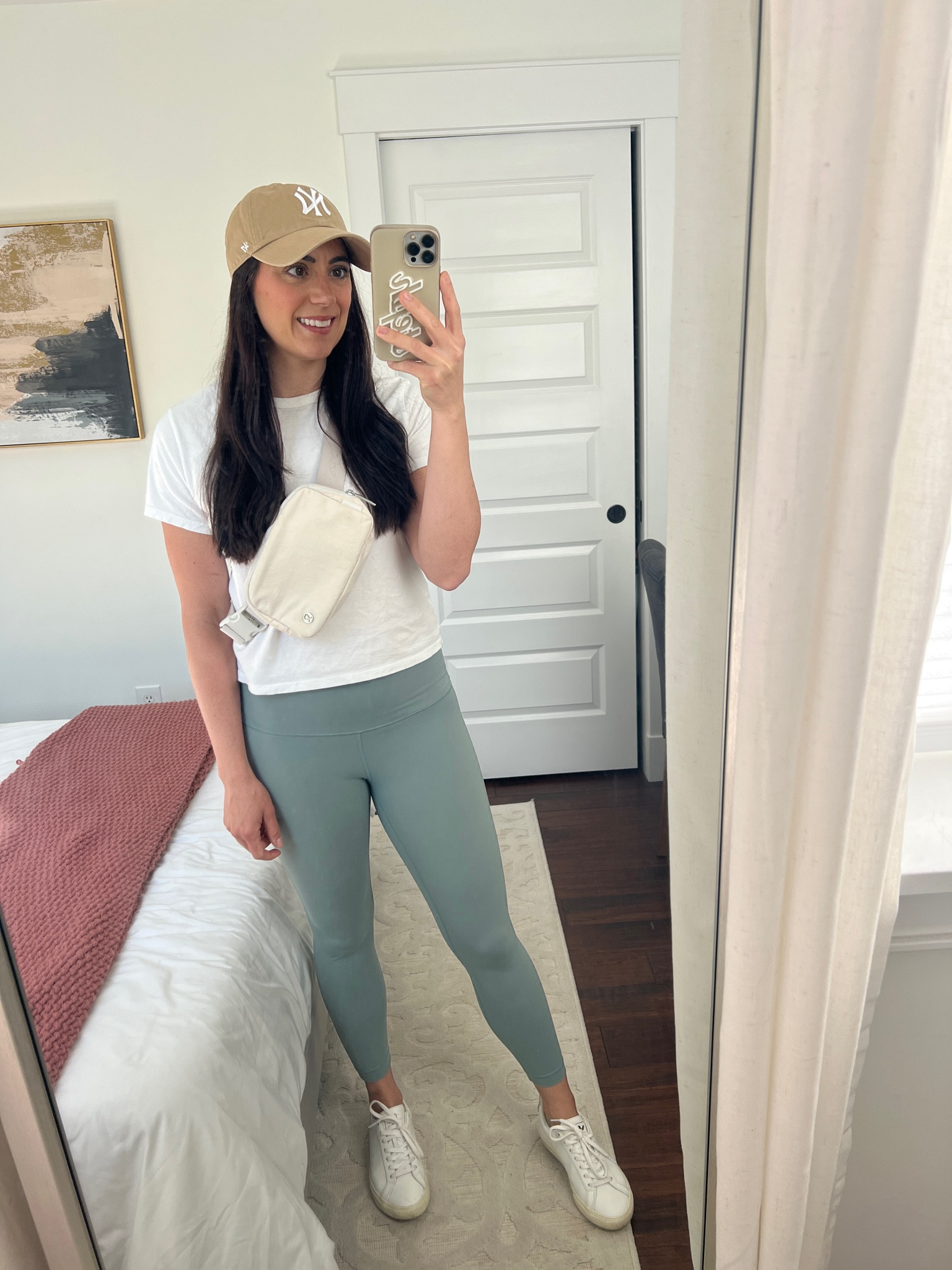 Spring athleisure outfit

Spring outfit, belt bag, white sneakers, Veja sneakers, white tee, baseball hat, neutral hat

#LTKunder100 #LTKSeasonal #LTKstyletip