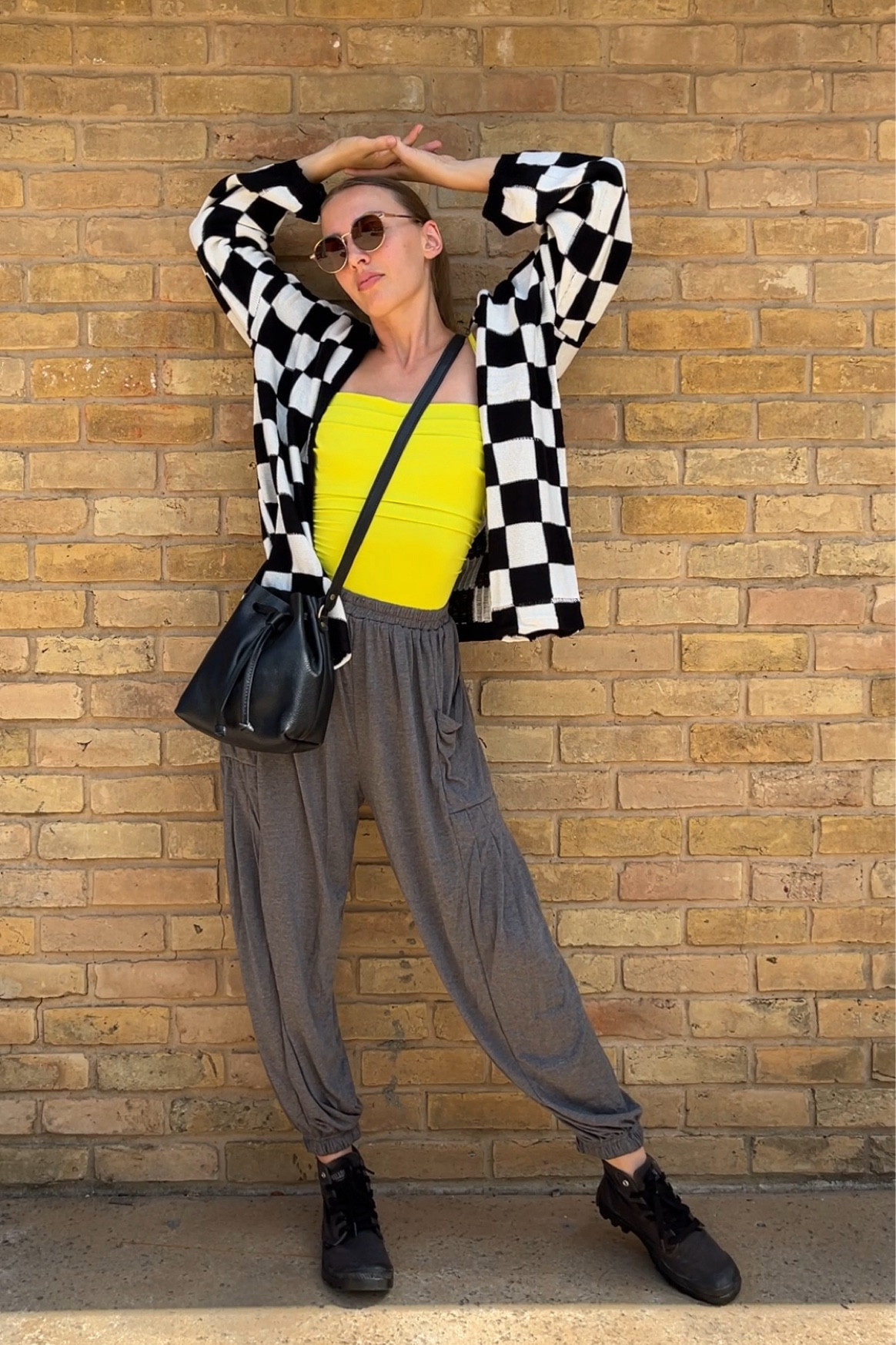 Check MATE, cause this outfit won me over immediately. ♟️

5’7” 126lbs wearing:

Cardigan - LG
Bodysuit - SM (lime green)
Pants - XS

#checkeredcardigan #neonbodysuit #bodysuitoutfits #streetwearstyle #colorfuloutfits #leatherbags

#LTKSeasonal #LTKFallSale #LTKFindsUnder50