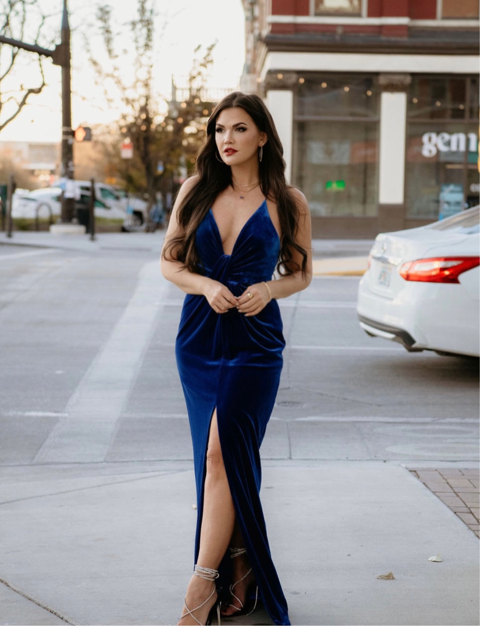 Aidan Mattox Twist Front Dress 
Sequin Jewelry - Code: Kristinrose20 



#LTKHoliday #LTKsalealert #LTKshoecrush