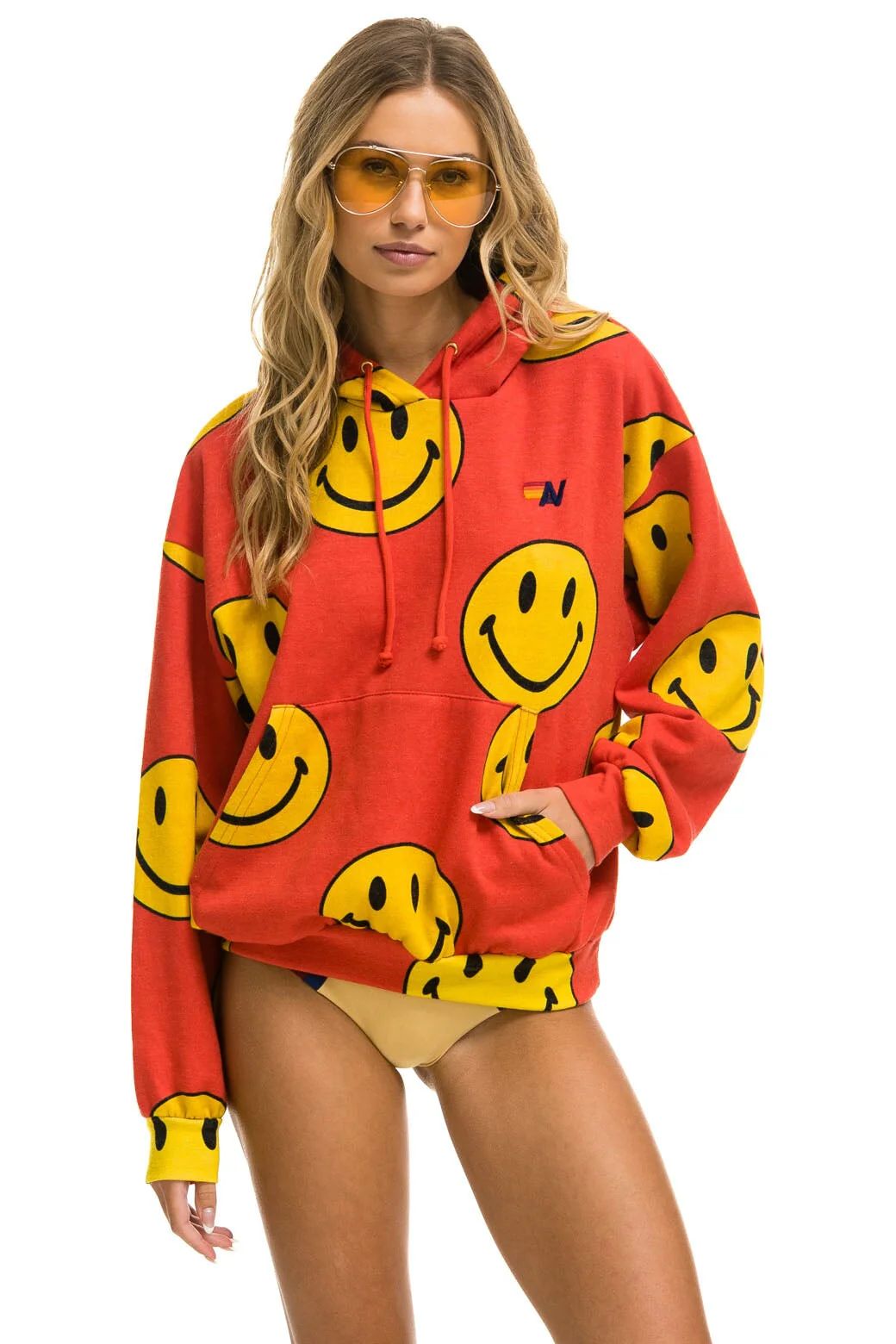 SMILEY REPEAT RELAXED PULLOVER HOODIE - RED | Aviator Nation