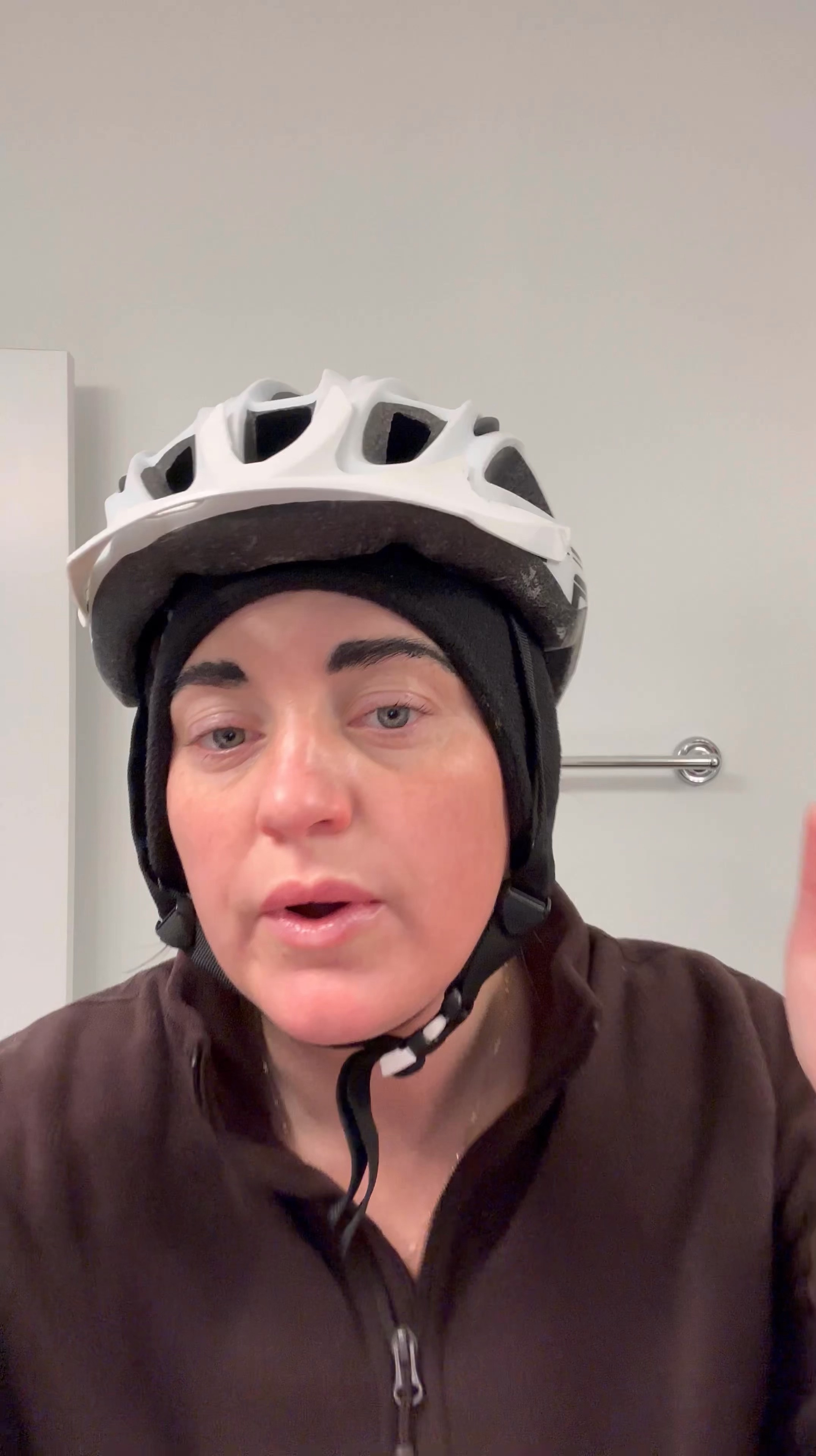 Let’s reveal the viral Hally eyebrow tint! It’s temporary and should last 3-5 days. What do you think? 
I like how it didn’t dye my skin! 

#LTKxSephora #LTKsalealert #LTKbeauty