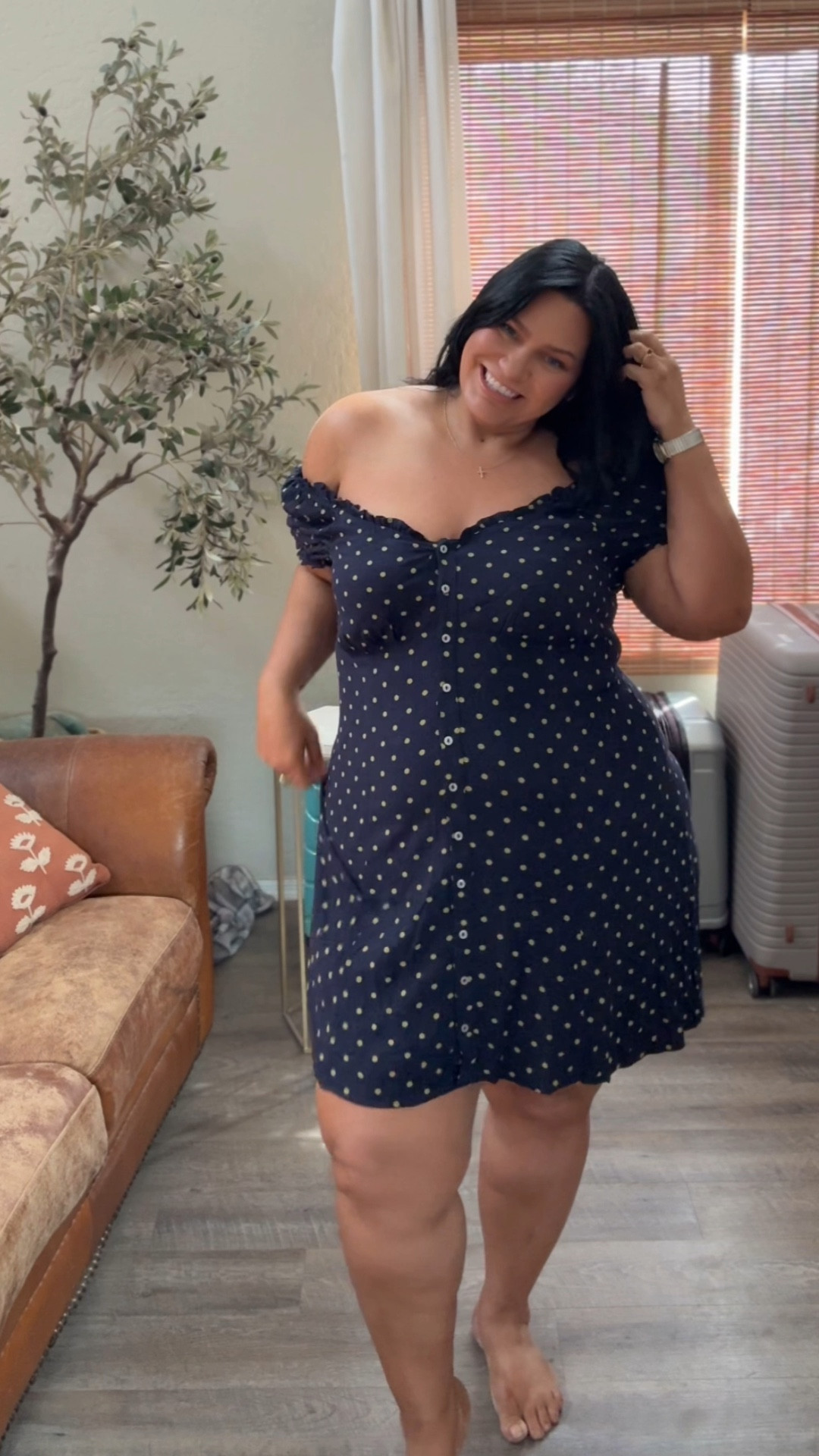 5’6” 225lbs wearing XL 

Polka dot plus size midsize spring dress mom outfits 

#LTKMothersDay #LTKPlusSize #LTKMidsize
