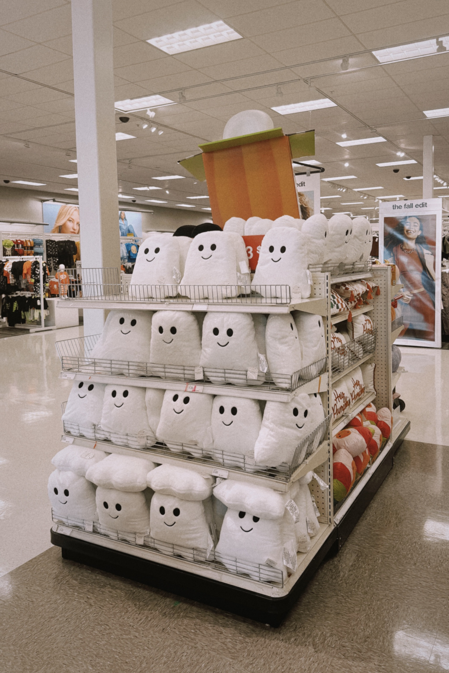 Ghost pillows 👻 

#LTKFallSale #LTKSeasonal #LTKFindsUnder50