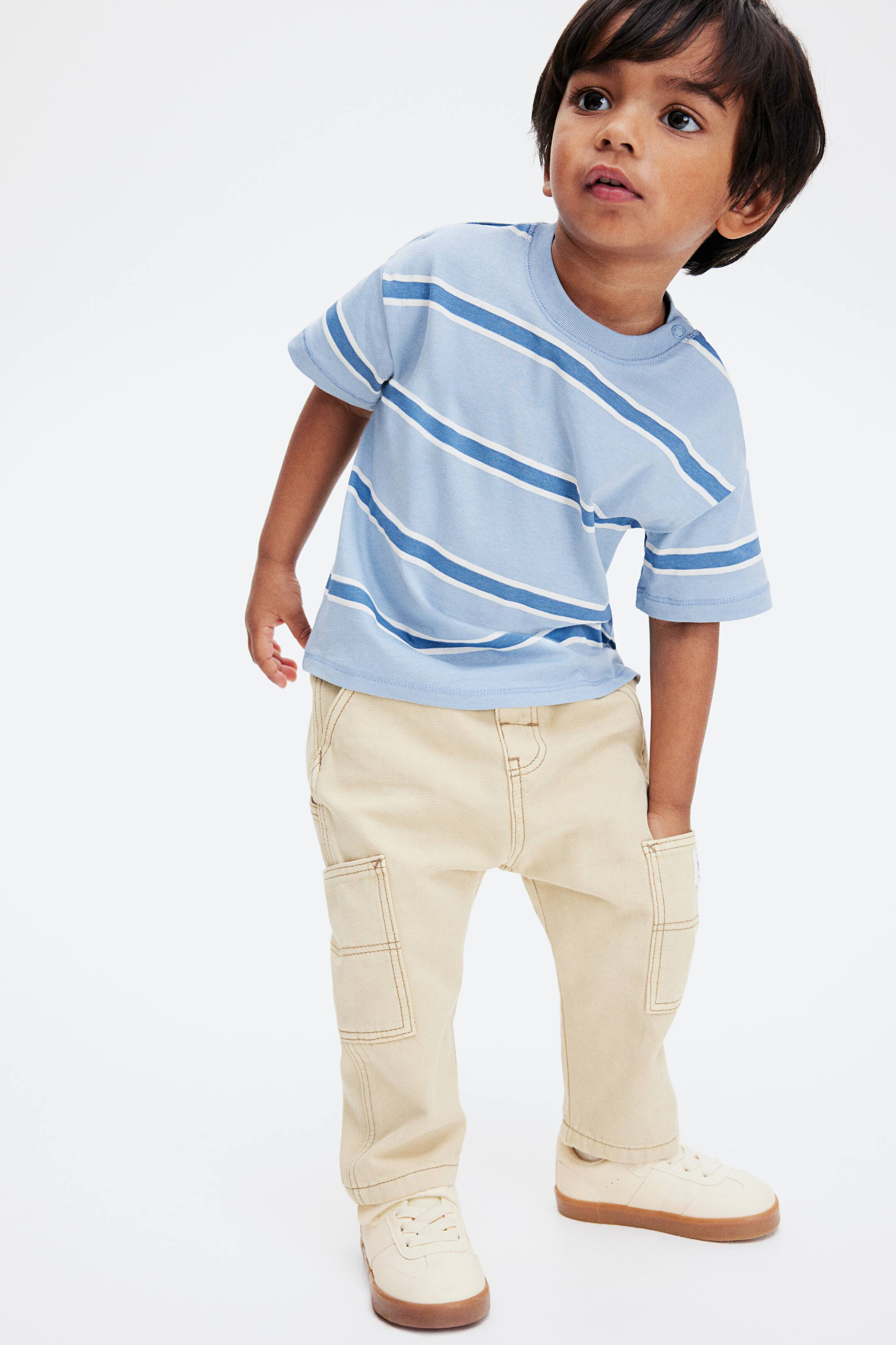 Patch Pocket Jeans | H&M (US + CA)