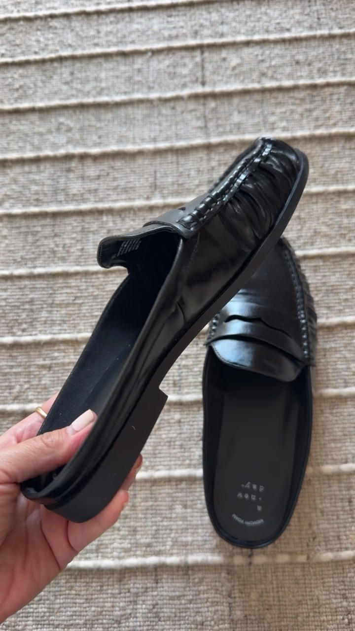 They look designer but are $35!! They fit tts (I’m a 9.5/10 and did a 9.5).

#LTKWorkwear #LTKMidsize #LTKOver40