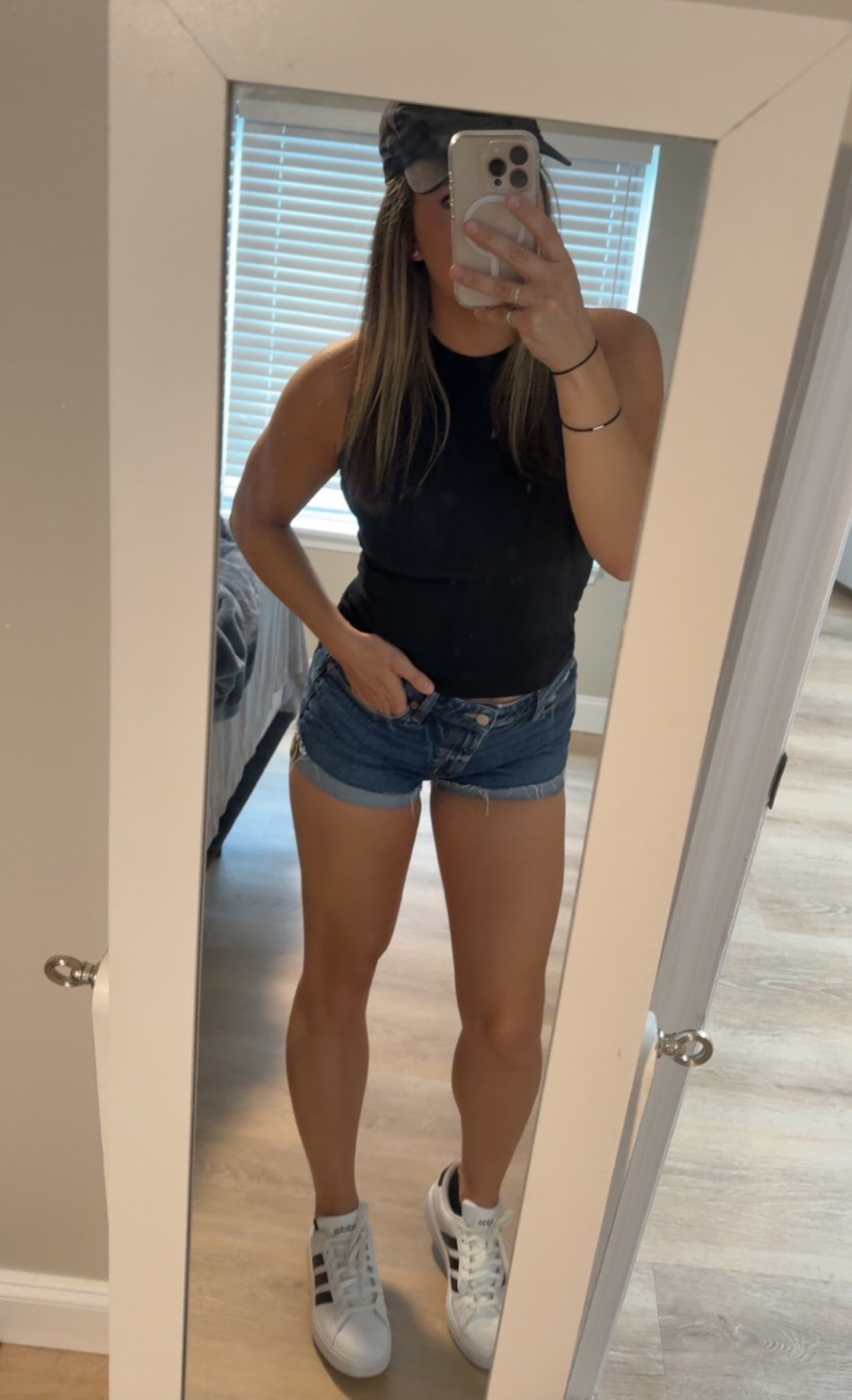 LTK Fall Sale - These American Eagle shorts are super flattering! Perfect outfit for game day!

#gamedayoutfit #casualoutfit #ltkfallsale #americaneagle

#LTKSaleAlert #LTKFindsUnder50 #LTKFallSale