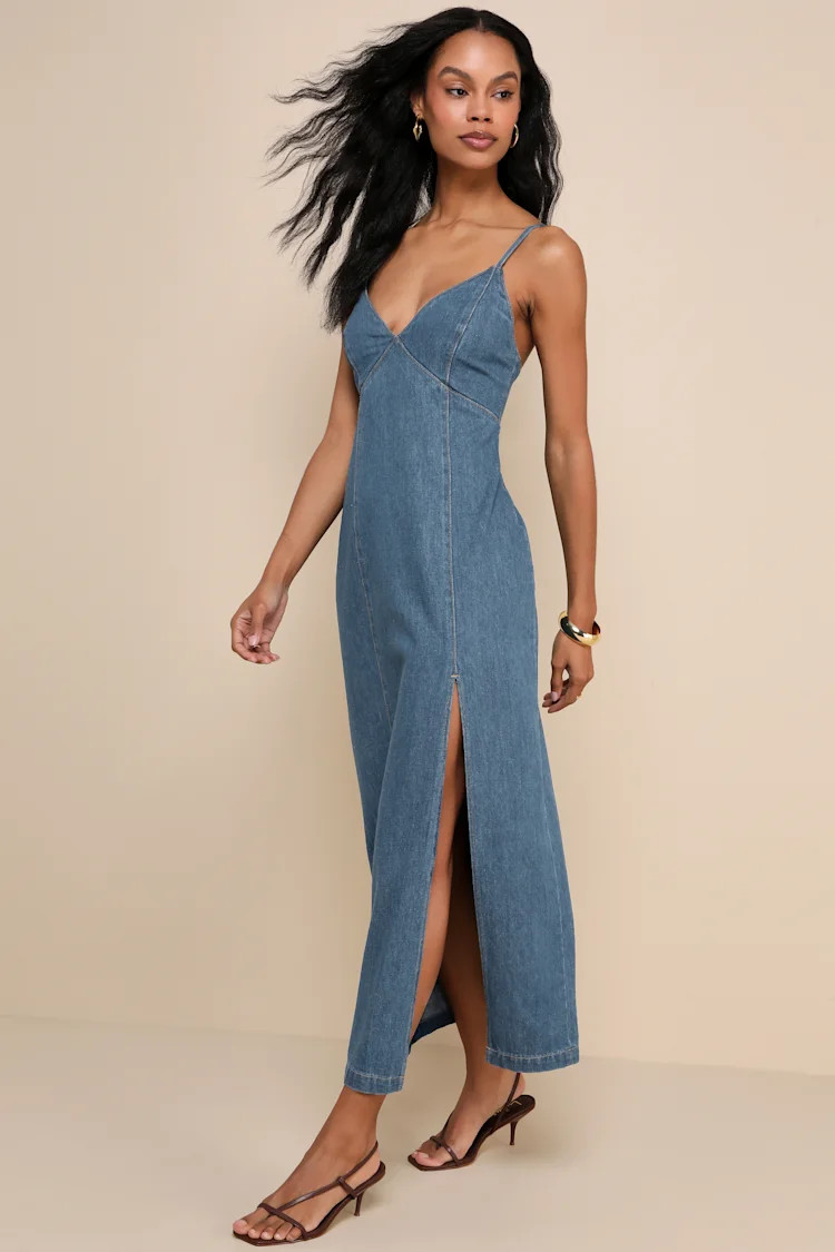 Crush-Worthy Trend Medium Wash Denim Sleeveless Midi Dress | Lulus