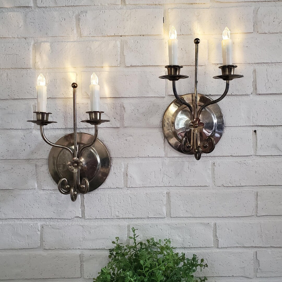 Vintage Brass Taper Candle Sconces: Gold Tone Flower Detail, Set of Two - Etsy | Etsy (US)