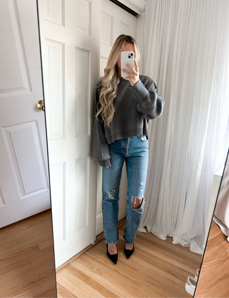 Cozy ootd ✨ wearing size 26 in jeans and large in sweater that’s on sale under $100 🩶

Sweater weather, jeans, simple outfit, fall fashion

#LTKstyletip #LTKfindsunder100 #LTKHoliday