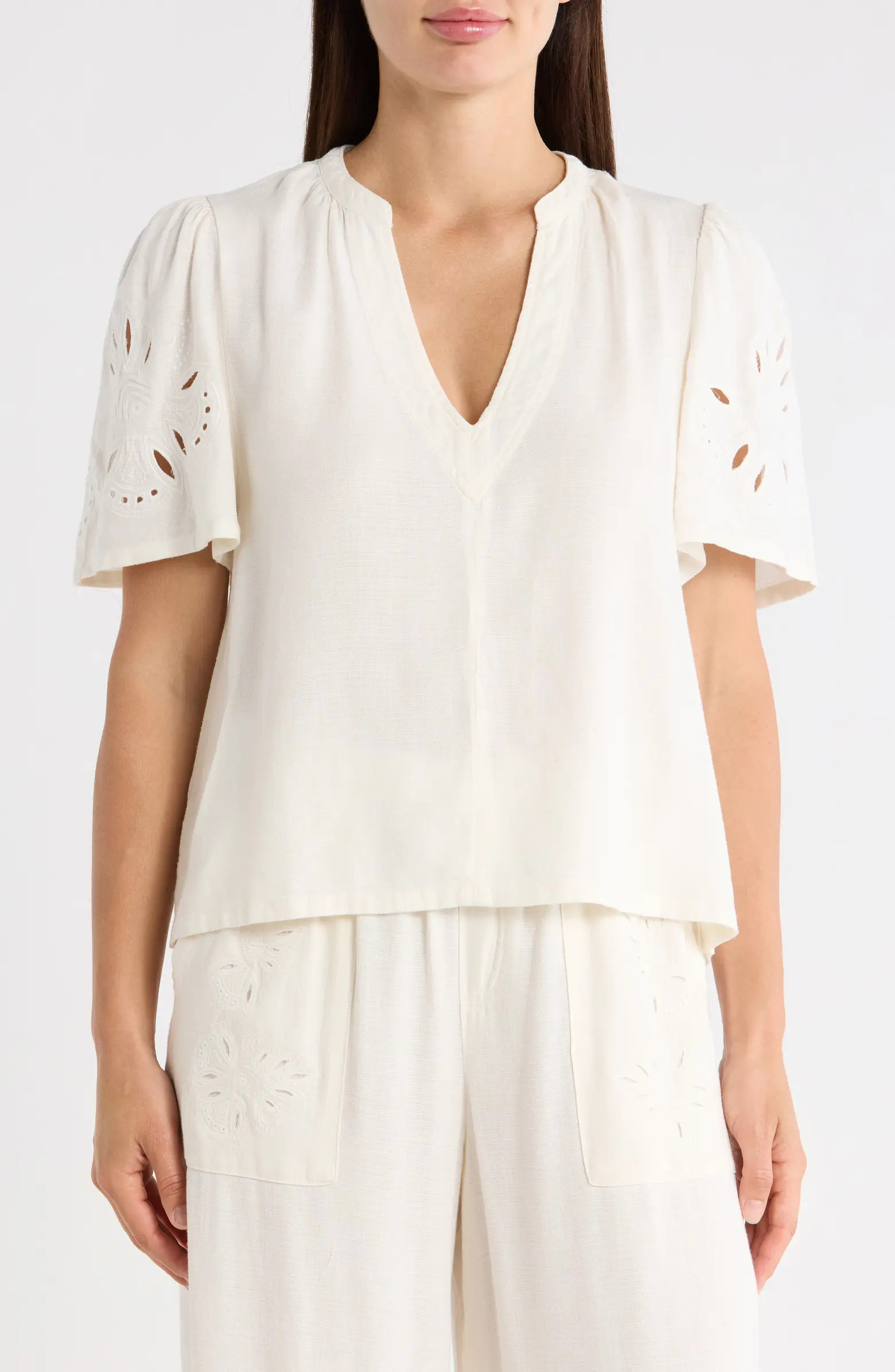 Splendid Cayden Embroidered Flutter Top | Nordstromrack | Nordstrom Rack