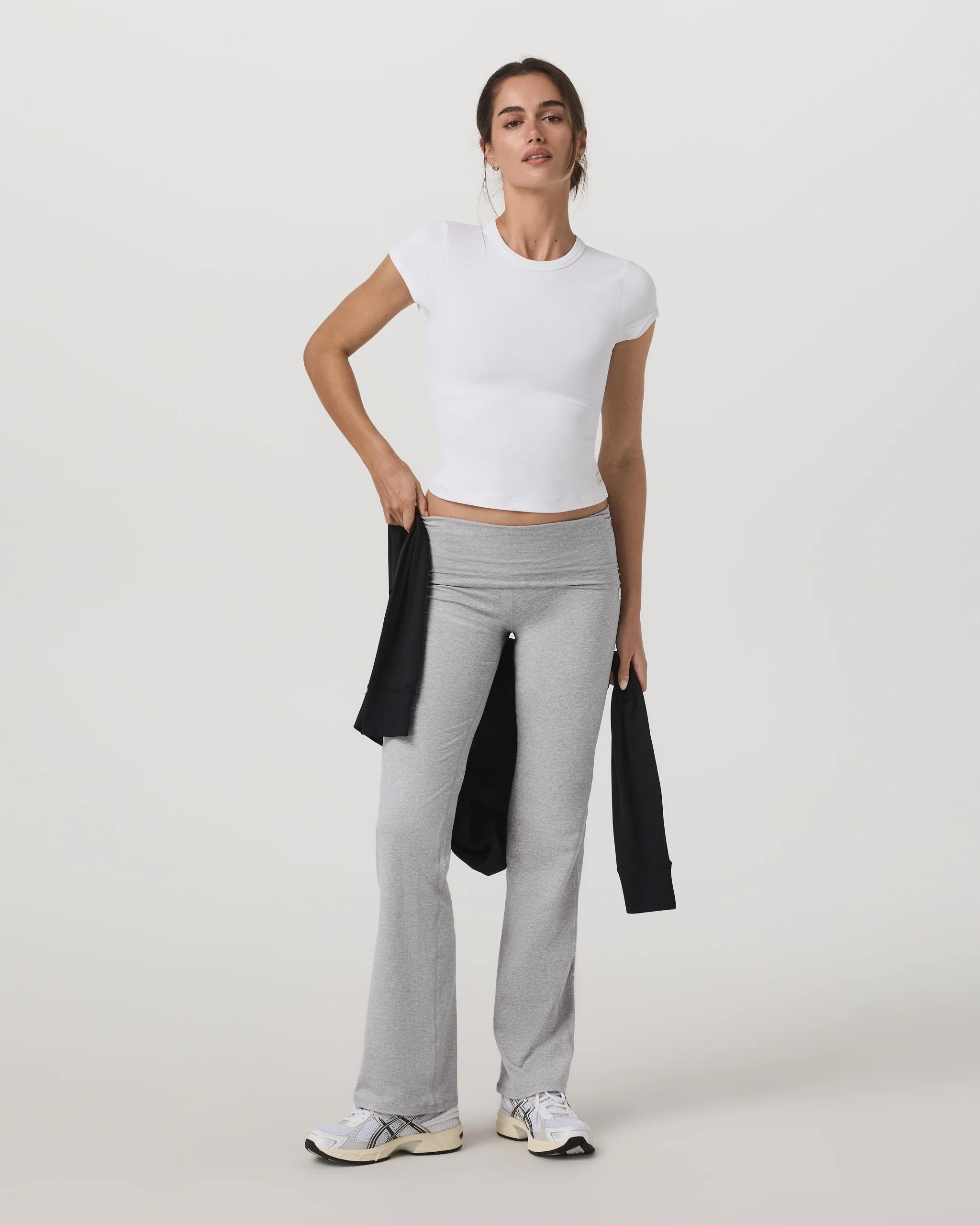 Halo Baby Tee – Women's White Fitted Crewneck Tee Shirt – Vuori | Vuori Clothing (US & Canada)