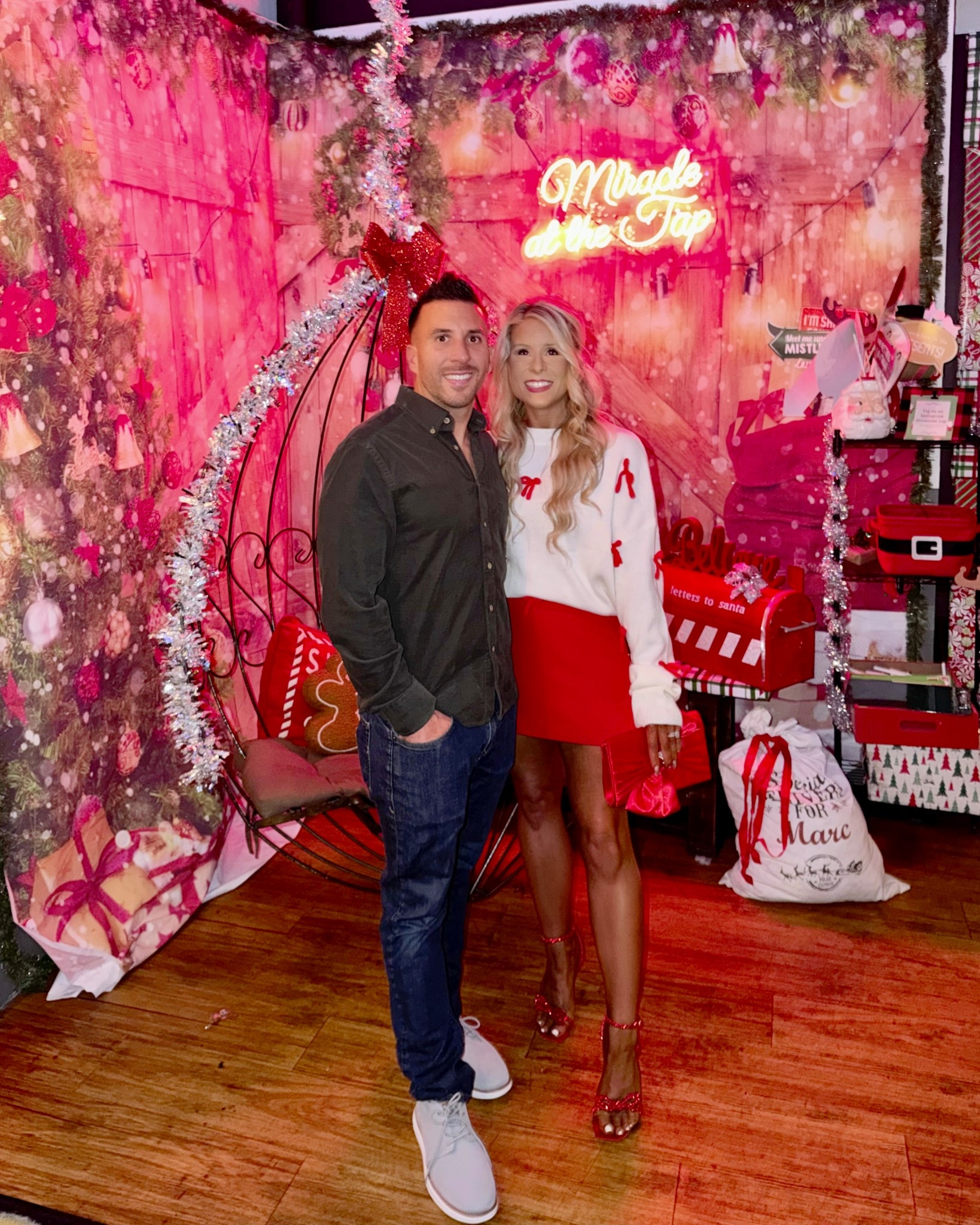 Holiday party outfit on sale – this bow sweater, red skirt, sparkly red heels, and a matching red satin bow clutch are styled for a Christmas party outfit. The holiday sweater and red mini skirt are on sale!

Holiday outfit, Christmas outfit, red skort, holiday skirt , holiday heels, holiday sweater, Christmas sweater



#LTKSaleAlert #LTKHoliday #LTKootd