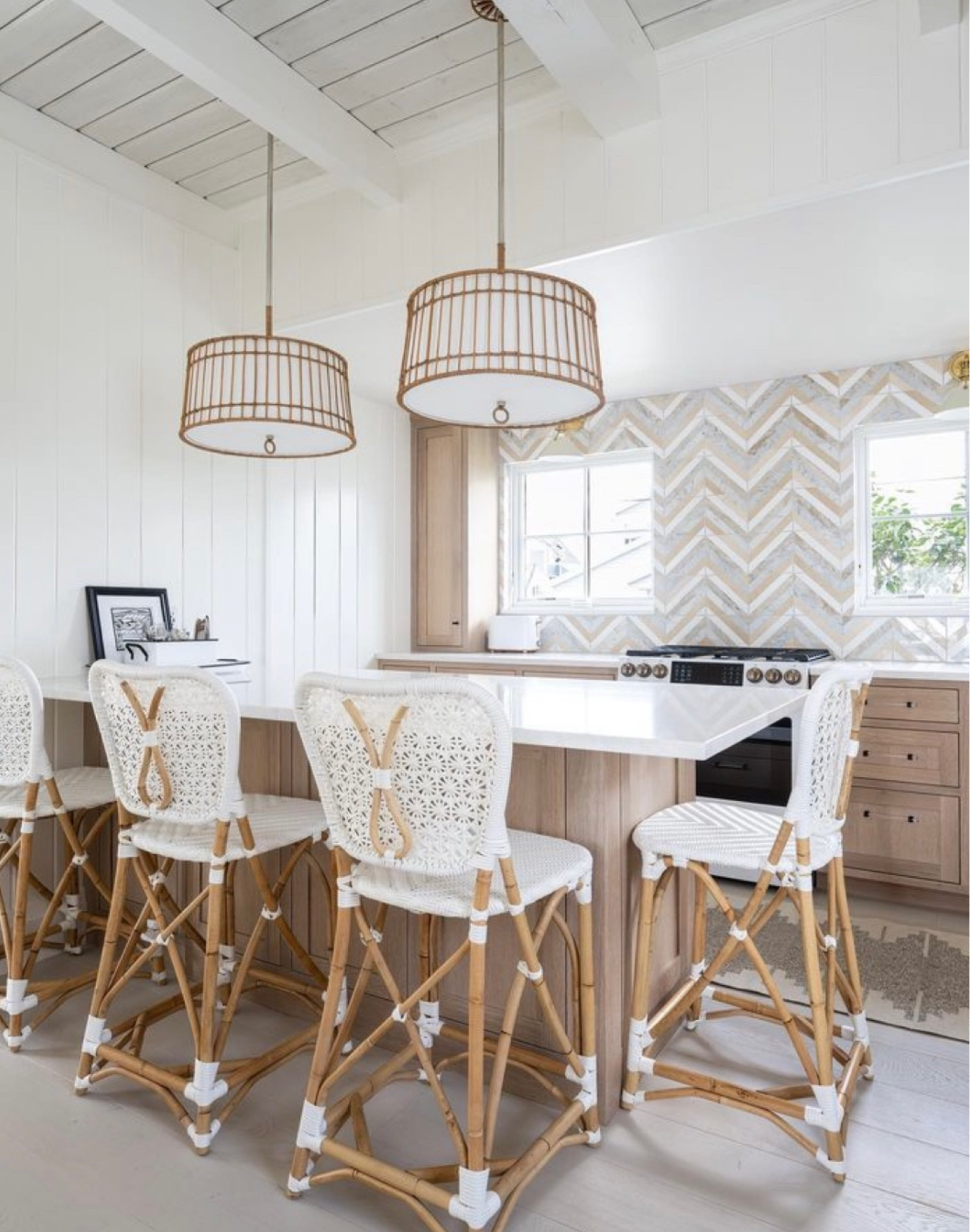 Happy Tuesday!! How did you spend your morning in the kitchen❔

#LTKFind #LTKfamily #LTKhome