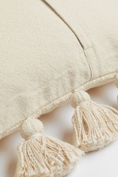 Cushion cover with tassels - Light beige - Home All | H&M GB | H&M (UK, MY, IN, SG, PH, TW, HK)