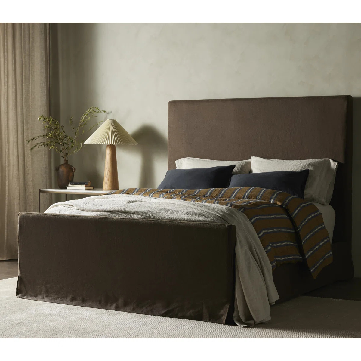 Zoni Upholstered Platform Bed | Wayfair North America