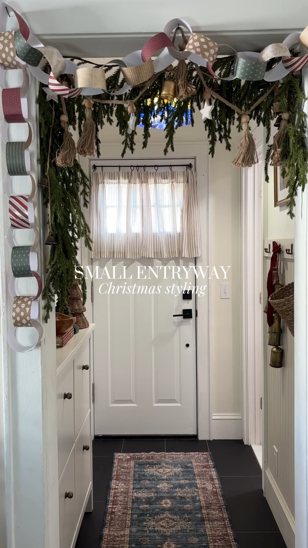 Small entryway styling for Christmas 🤍🎄

I’m loving how the paperchain garland turned out. I added a few bows, bells, and trees to add a few touches of Christmas!


Small entryway, Christmas entryway styling, Christmas inspo, Christmas decor, traditional Christmas decor, small home inspo 

#LTKFindsUnder50 #LTKHome #LTKHoliday
