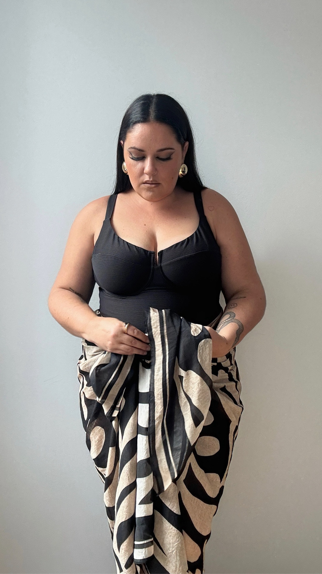 Tried on some gorgeous new swimwear from City Chic’s new Swim Sessions Vol: 1 Collection and i’m so ready for summer 🖤 US, AU, NZ LINKS 🔗

#LTKplussize #LTKcurves #LTKmidsize