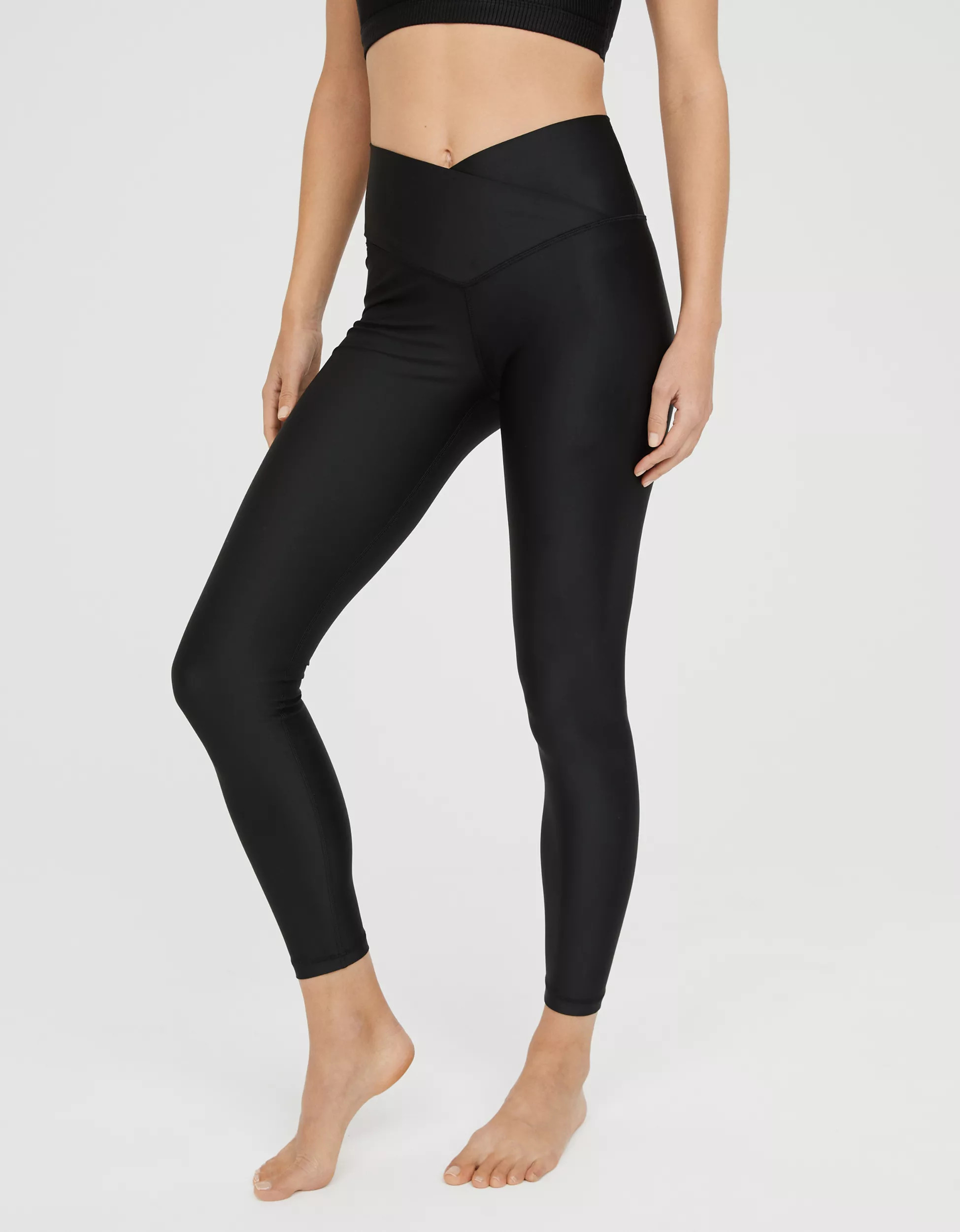 OFFLINE Shine High Waisted Crossover Legging | American Eagle Outfitters (US & CA)