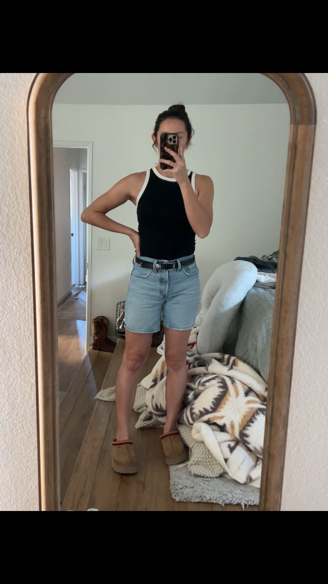 An easy outfit for Friday at-home



#LTKootd #LTKmomlife #LTKdayinmylife