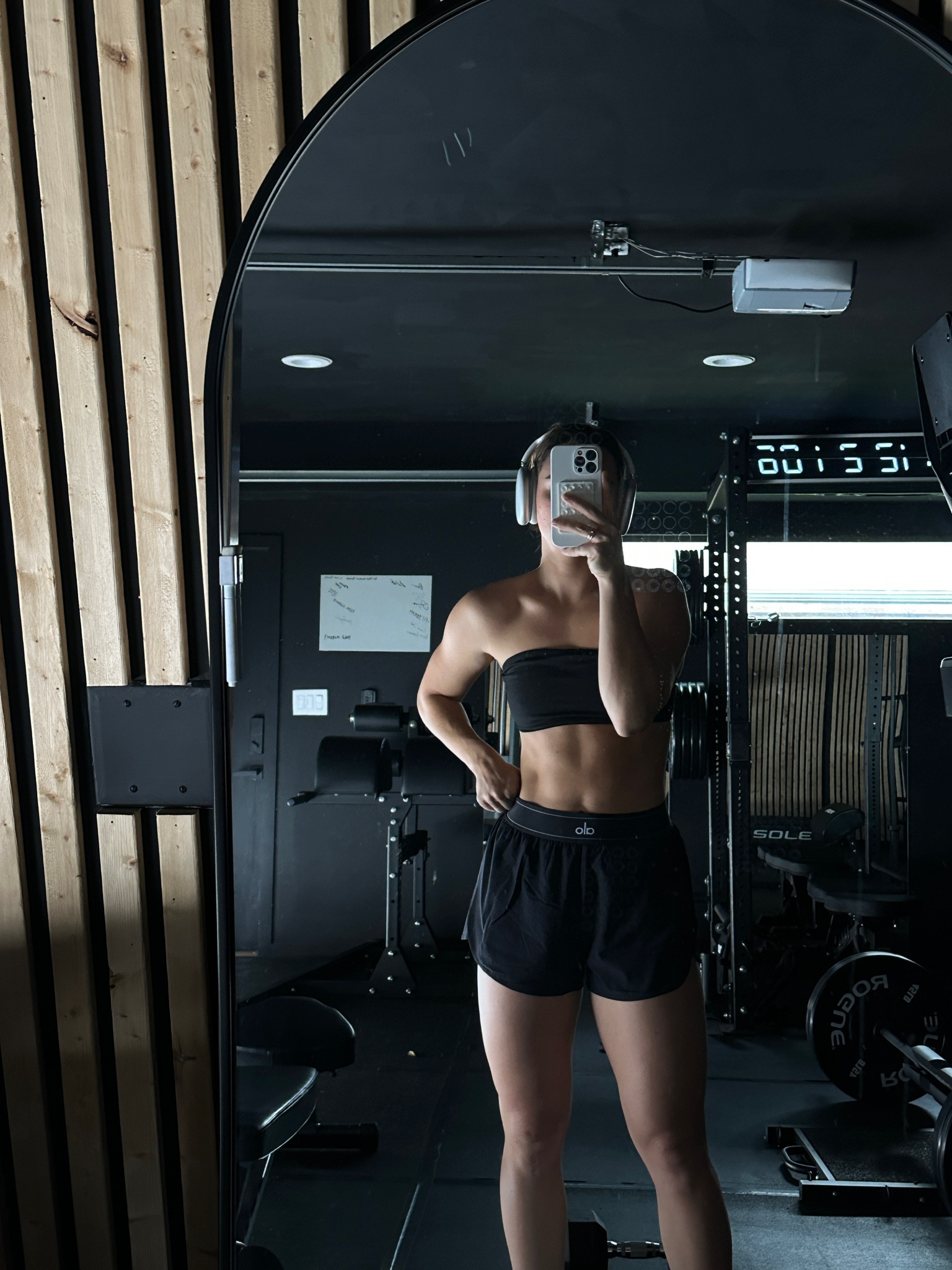 alo yoga black friday favorites