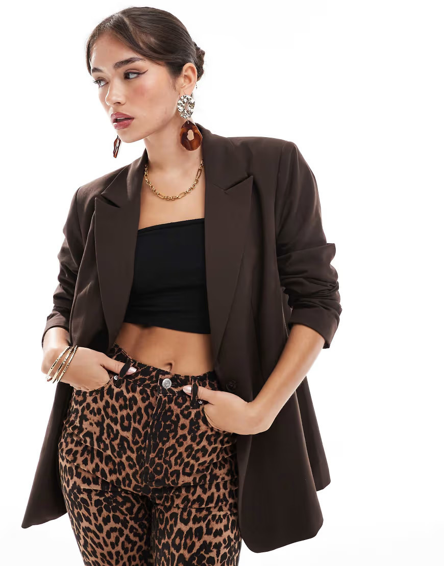 ASOS DESIGN tailored relaxed blazer in chocolate-Brown | ASOS (Global)