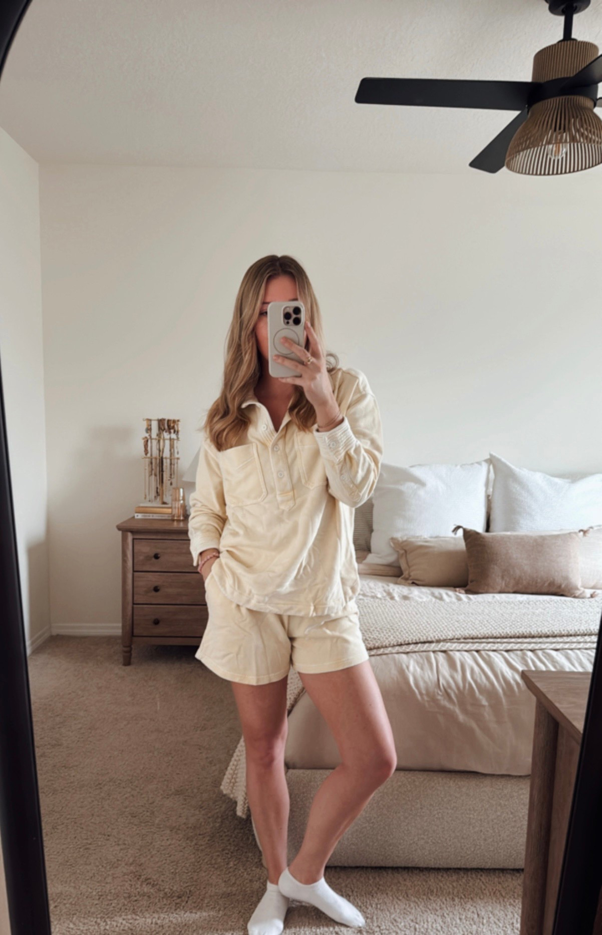 comfy Aerie set that I have worn repeatedly.

Top: XS
Bottoms: S

#LTKActive #LTKSpringSale #LTKFindsUnder50