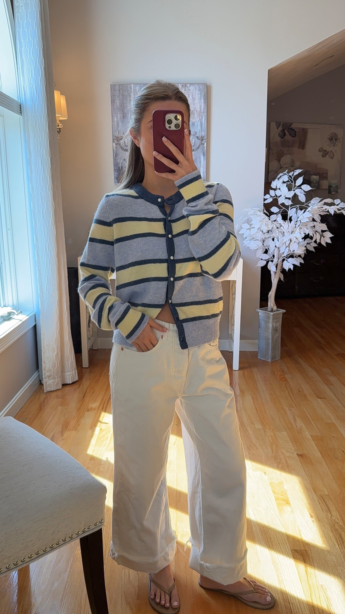 wearing a xs in sweater and 23 in jeans!

#LTKootd #LTKU #LTKSeasonal