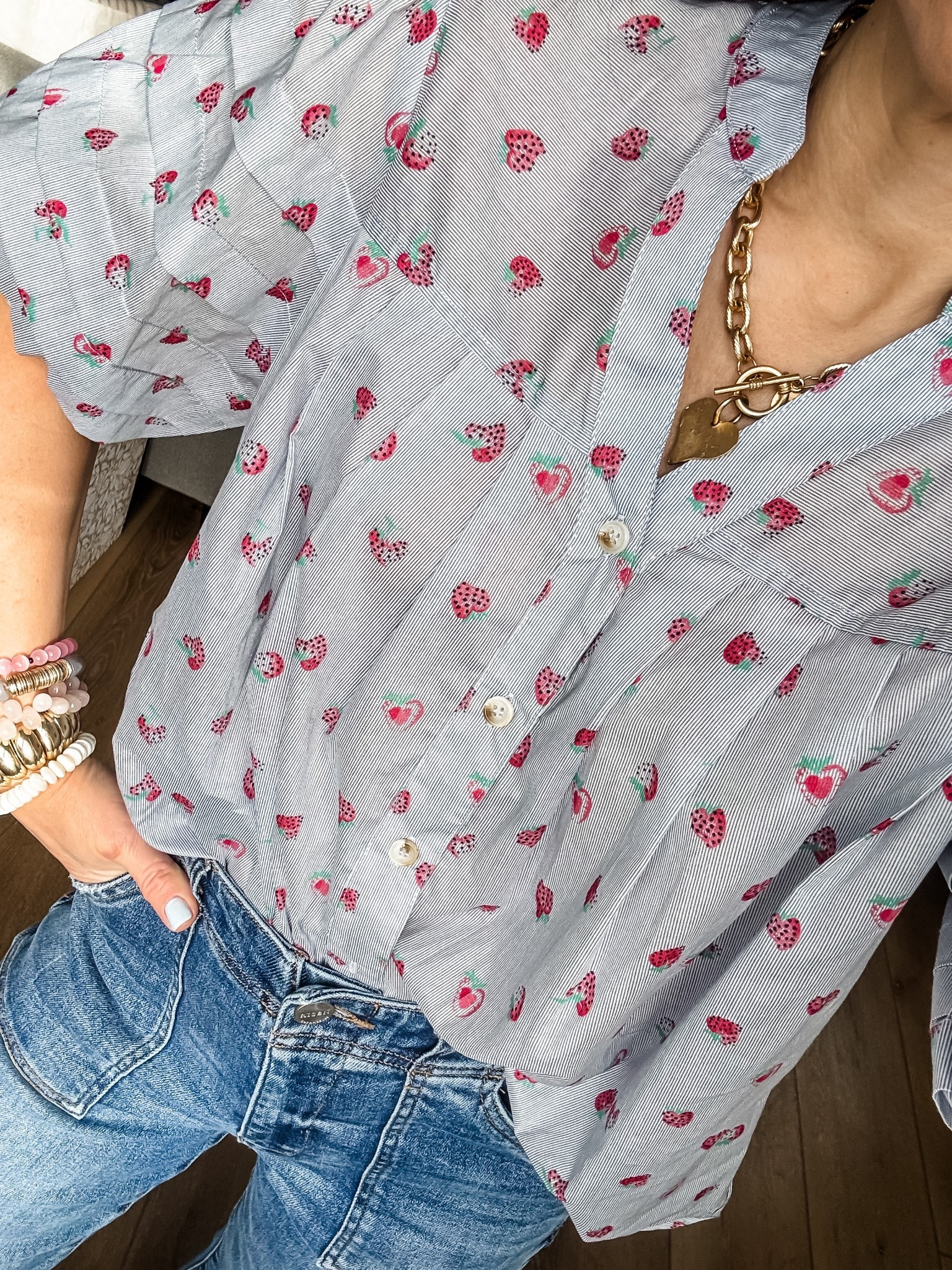 Small top. Jeans 25. I cut them. Valentine’s Day outfit.

#LTKOver40 #LTKValentine

#LTKValentine #LTKOver40 #LTKWorkwear