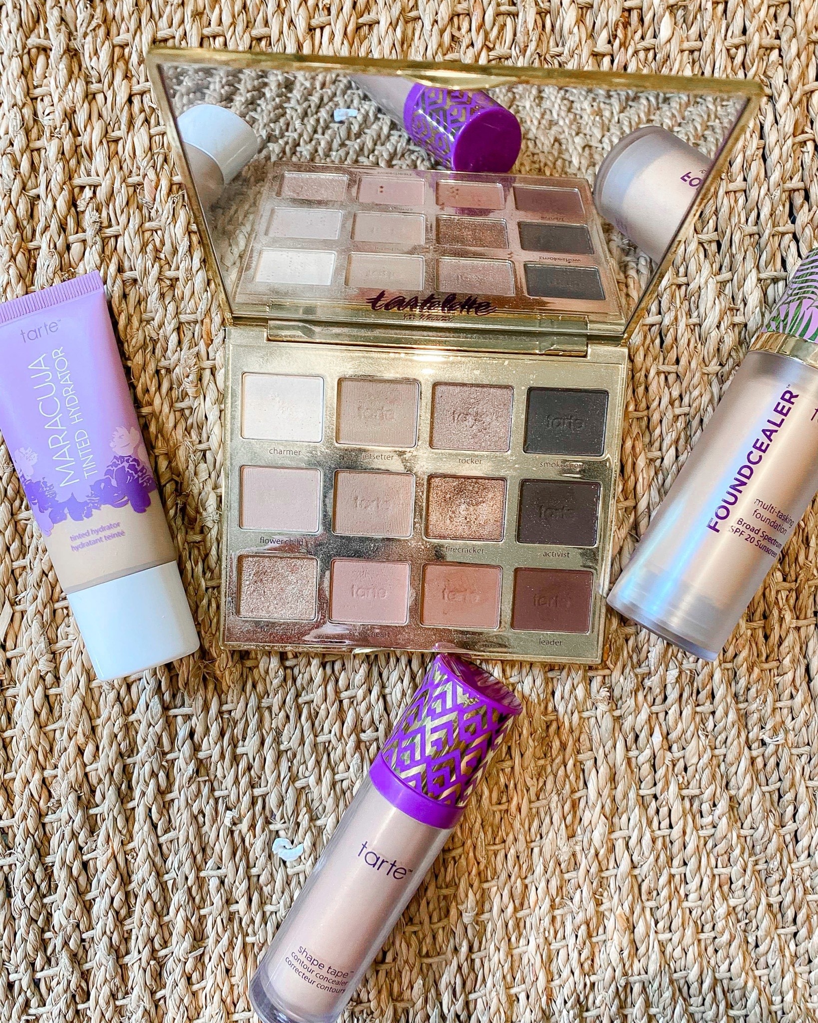 Tarte sale! 🤩 7 full size products for only $65!!!! This makes the best holiday gift 💝 

#LTKHoliday #LTKSeasonal #LTKsalealert