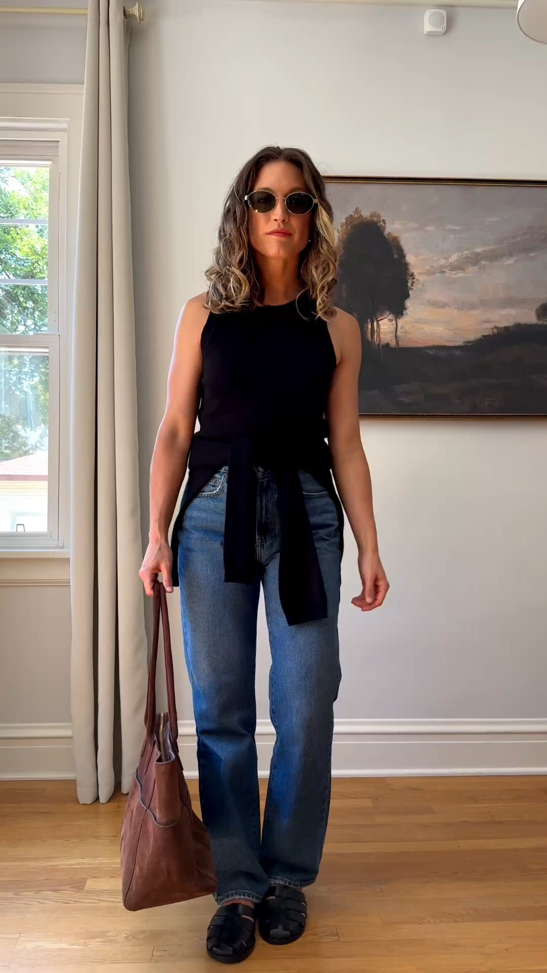Let’s put together a transitional outfit from @Quince 

Organic Cotton Micro-Rib Cropped Cutaway Tank - I sized up

Mongolian Cashmere Cropped Crew Cardigan - TTS

Bella Rigid Straight Jeans - TTS, I took the regular length

Italian Leather Fisherman Sandal - TTS

#quincepartner