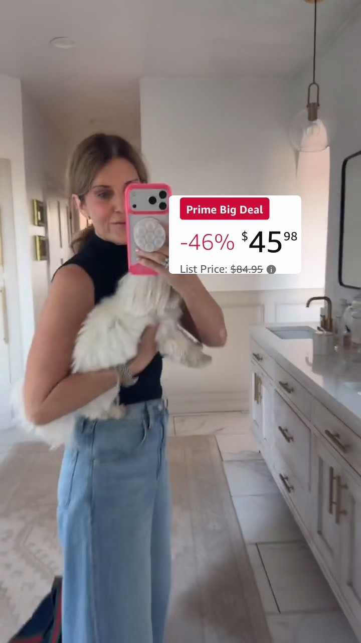 Wearing my true size 27 cinch waist Levi’s on sale now Amazon deal
