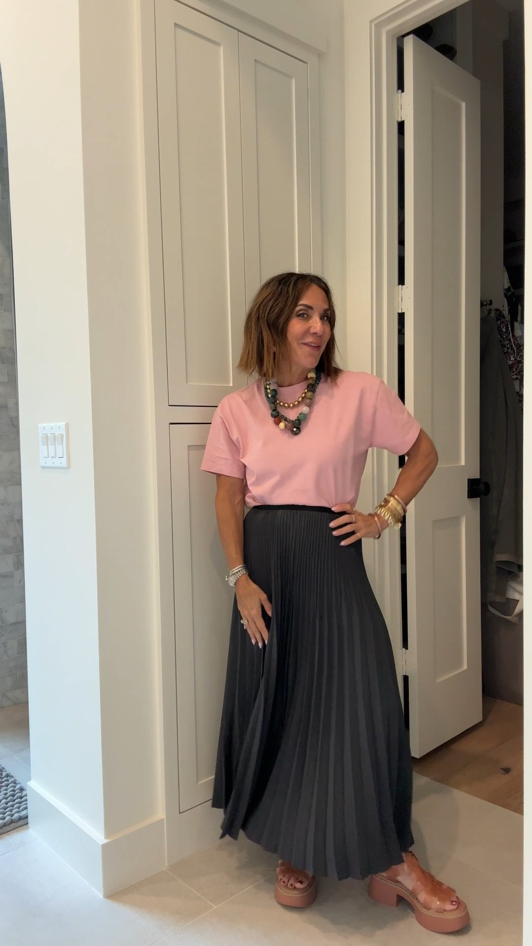 business casual workwear
Summer outfit
Summer skirt

#LTKgrwm #LTKootd #LTKOver40