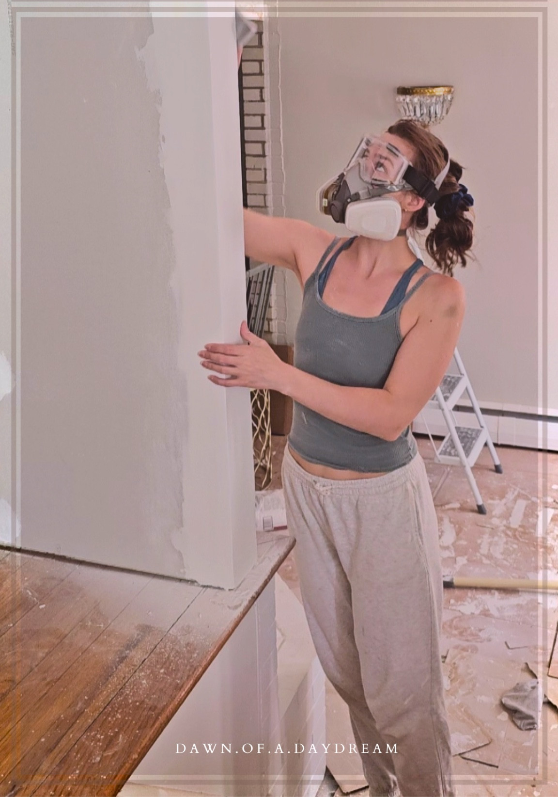 My favorite DIY tools, hacks and must haves for your home update projects!

#LTKGiftGuide #LTKFindsUnder50 #LTKHome