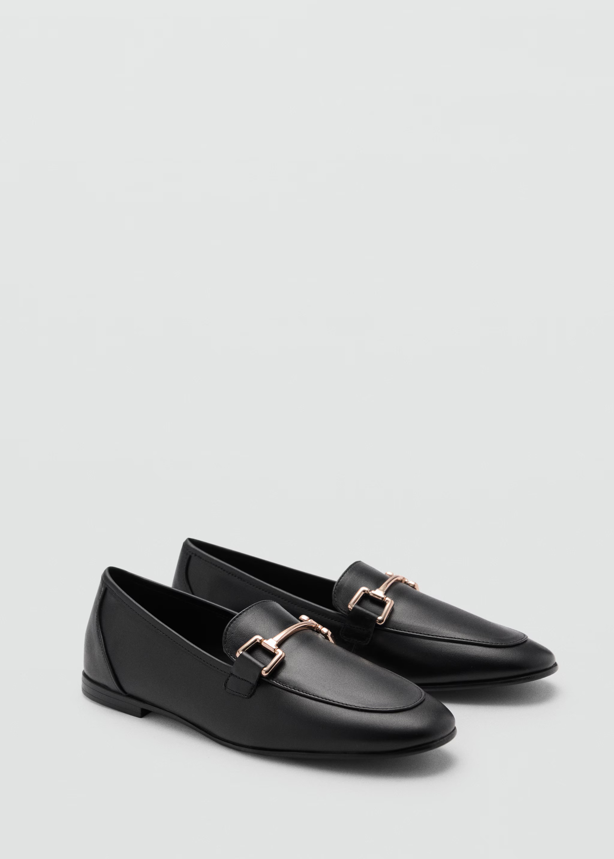 Leather moccasins with metallic detail - Woman | MANGO USA | MANGO (US)