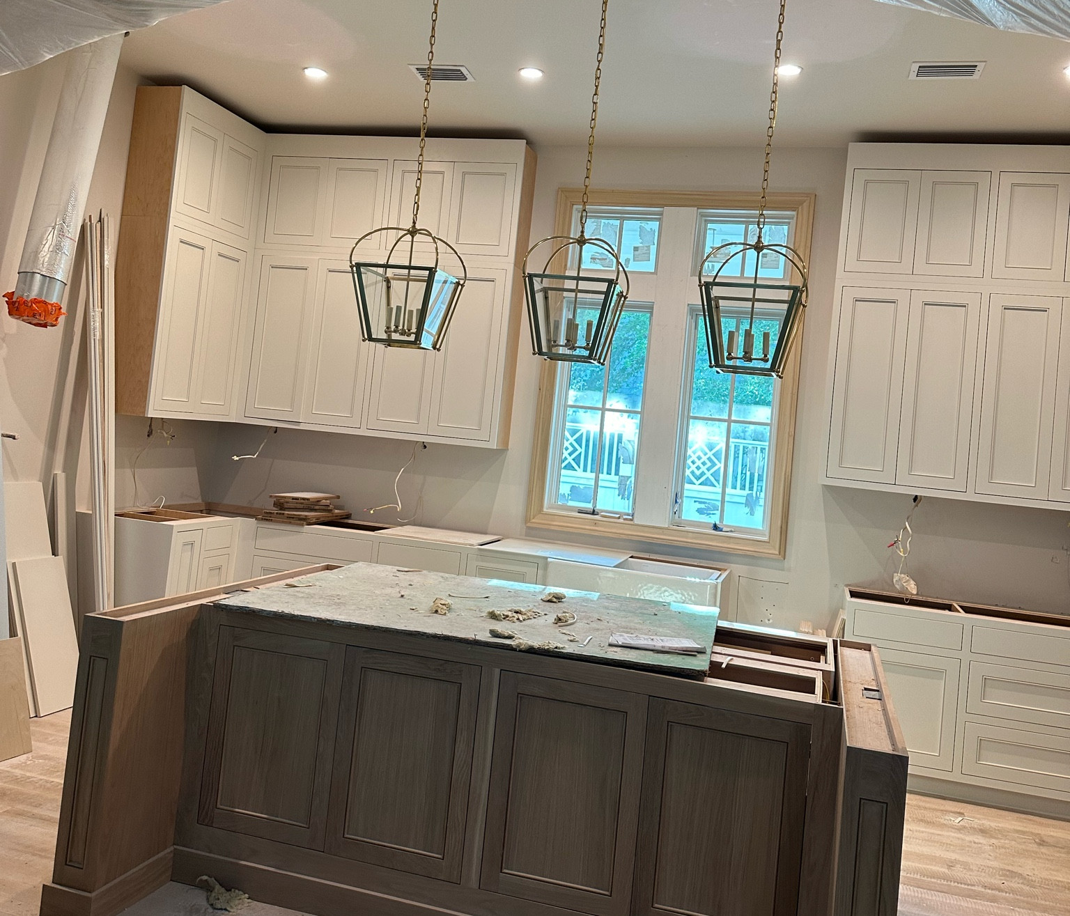 Island, pendants, lanterns, Regina, Andrews, visual, comfort, kitchen, lighting, home, lighting, hallway, lighting, gold lantern

#LTKHome