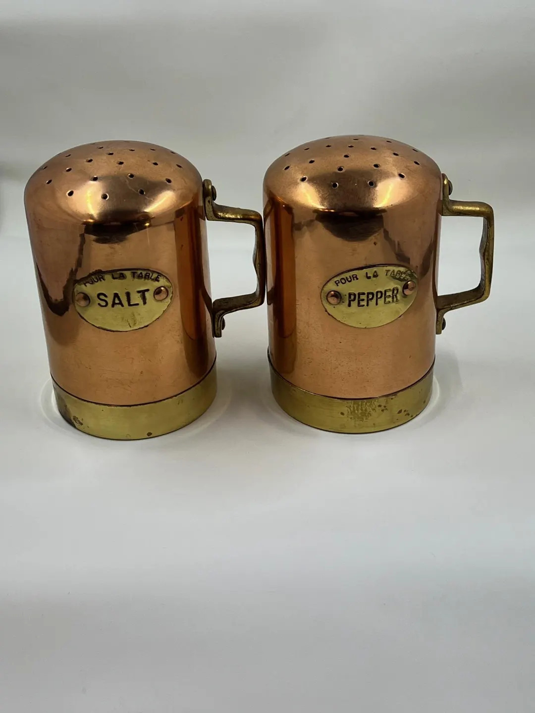 Vintage Copper Salt and Pepper Shakers With Brass Trim-pour La Table Circa 1970's - Etsy | Etsy (US)