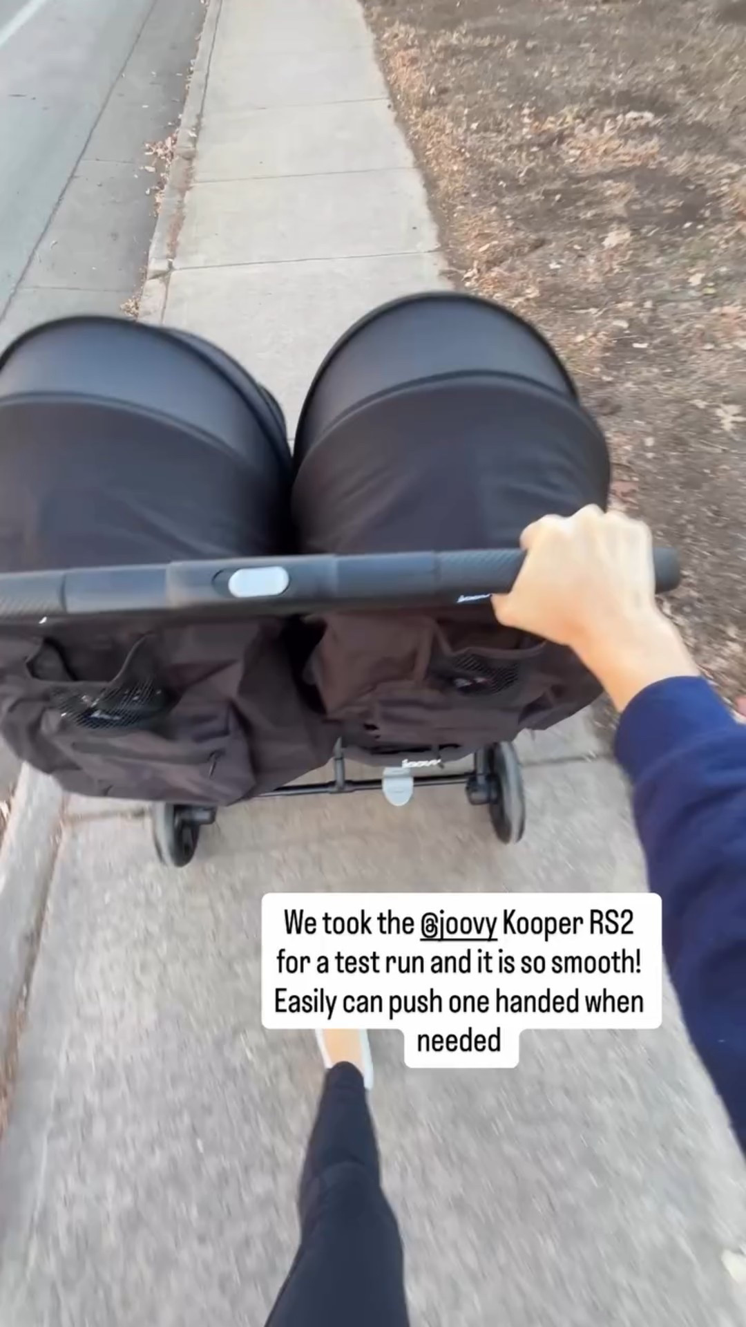 We took the @joovy Kooper RS2 for a test run and it is so smooth! Easily can push one handed when needed