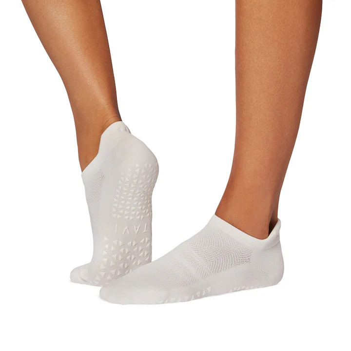 Savvy Tec Grip Socks | Tavi