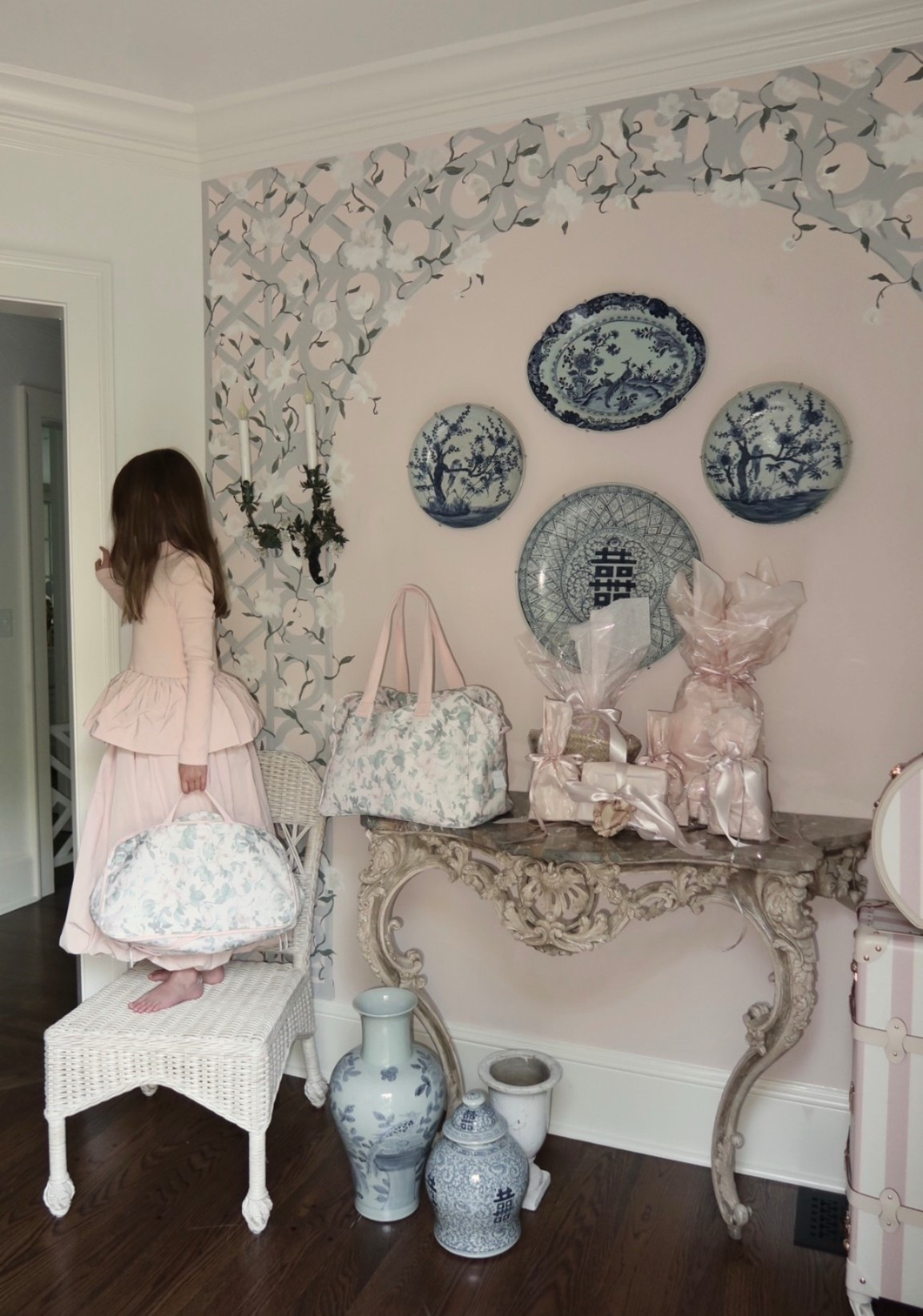 Gift idea! Duffle bag with a pouch full of skincare, a sweatshirt and a new book. 

#LTKGiftGuide #LTKHoliday #LTKBeauty