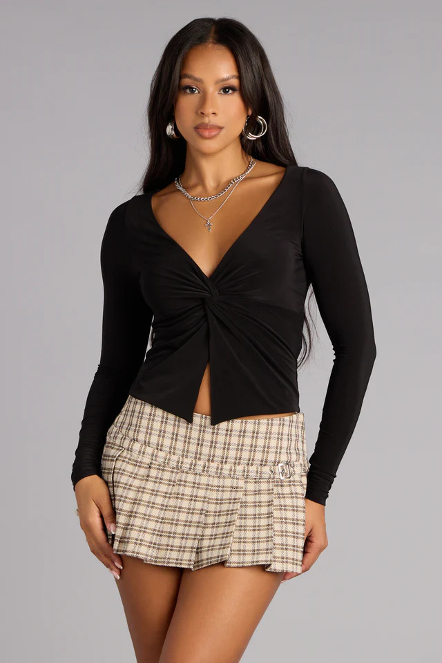 On Repeat Twist Front Top | Windsor Stores