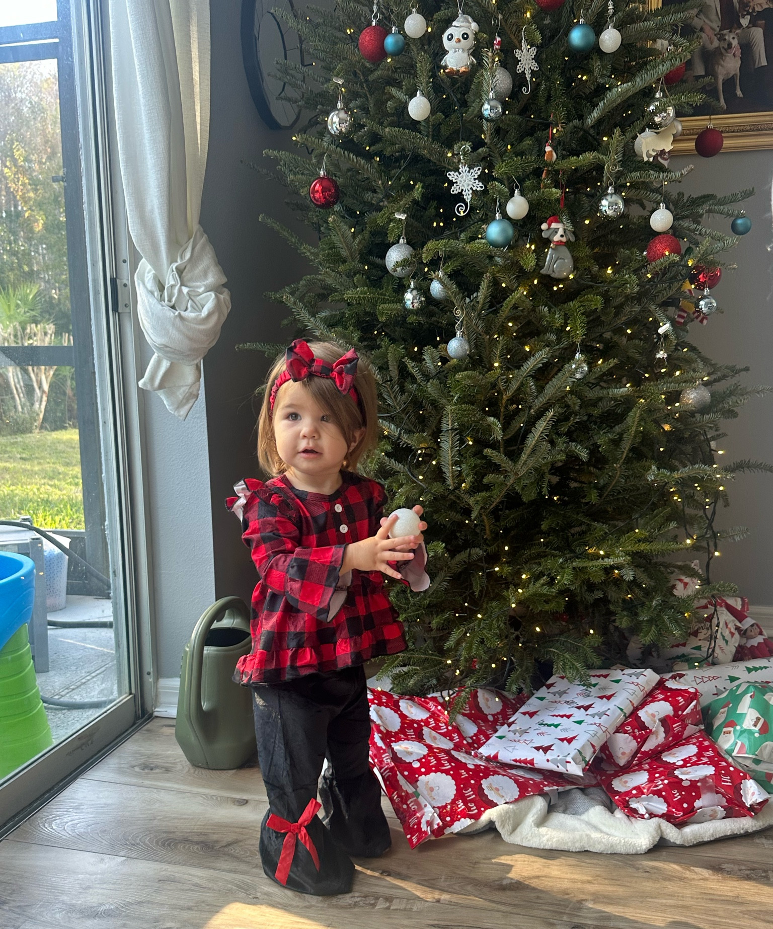 Toddler girl, holiday outfit🎁🎄🎅🏼✨

#LTKHoliday #LTKKids #LTKmomlife