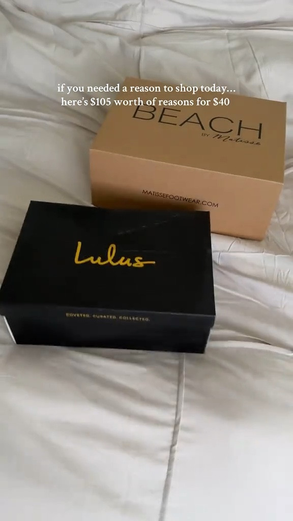 #slippers #clogs #mules #ltkshoes #lulus #grunge #cozy


#LTKSaleAlert #LTKCyberWeek #LTKFindsUnder50