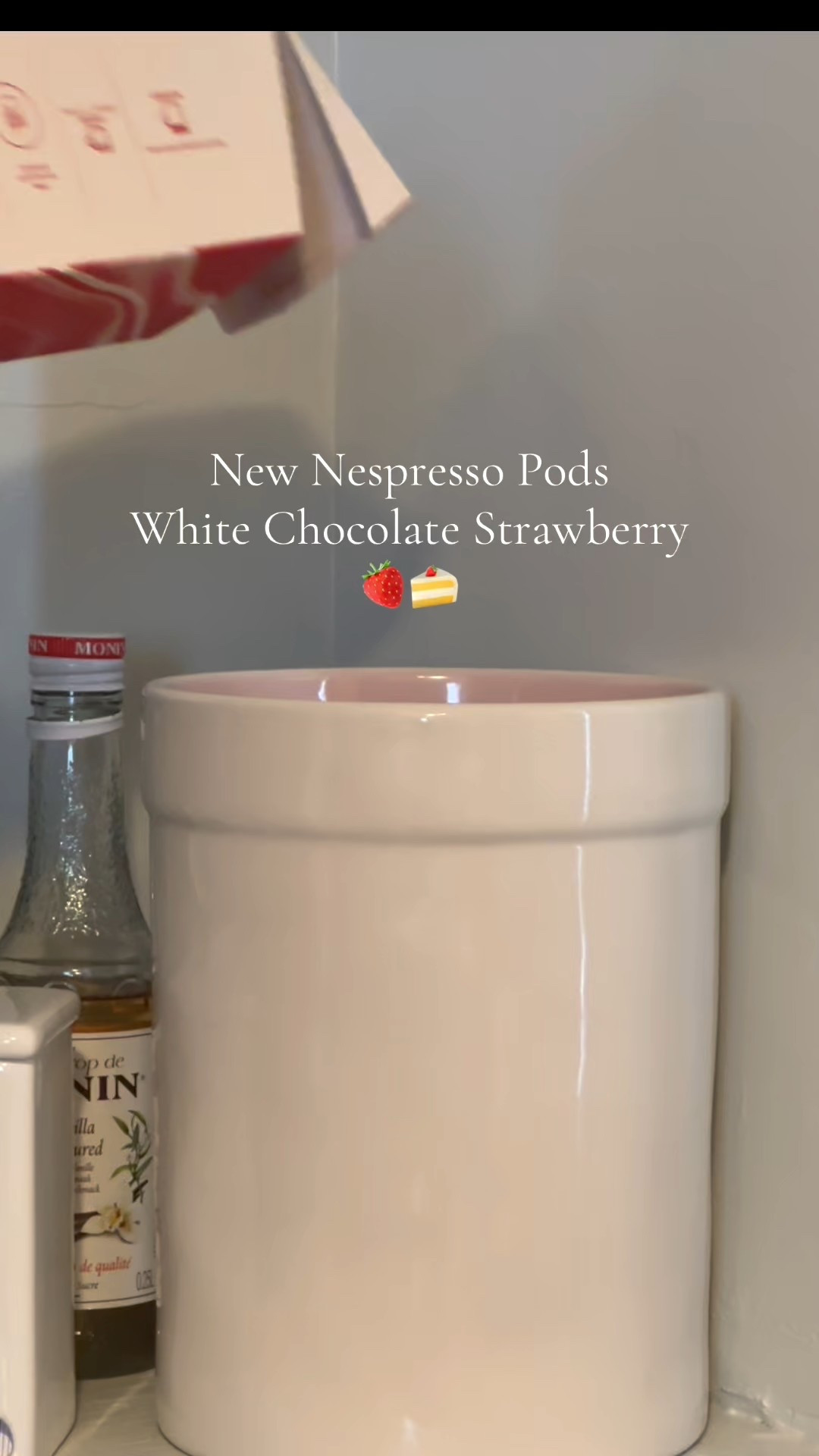 Nespresso White Chocolate pods just came in the mail. I used my cutesie little snowflake Anthropologie cup. It was good! 

@Anthropologie 

Coffee
Espresso
Latte
Coffe bar
Coffee at home
Work from home
Valentine’s Day coffee
White chocolate strawberry 


#LTKHome #LTKmorningroutine #LTKValentine