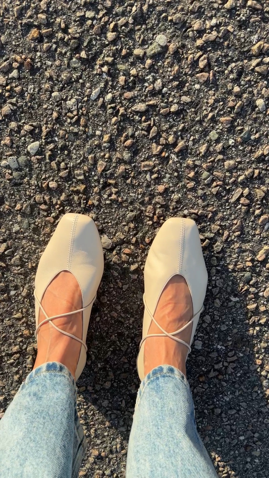 I’m in love with how feminine these shoes are but most importantly how freaking comfortable these are. Run tts￼

#LTKootd #LTKdayinmylife #LTKOver40