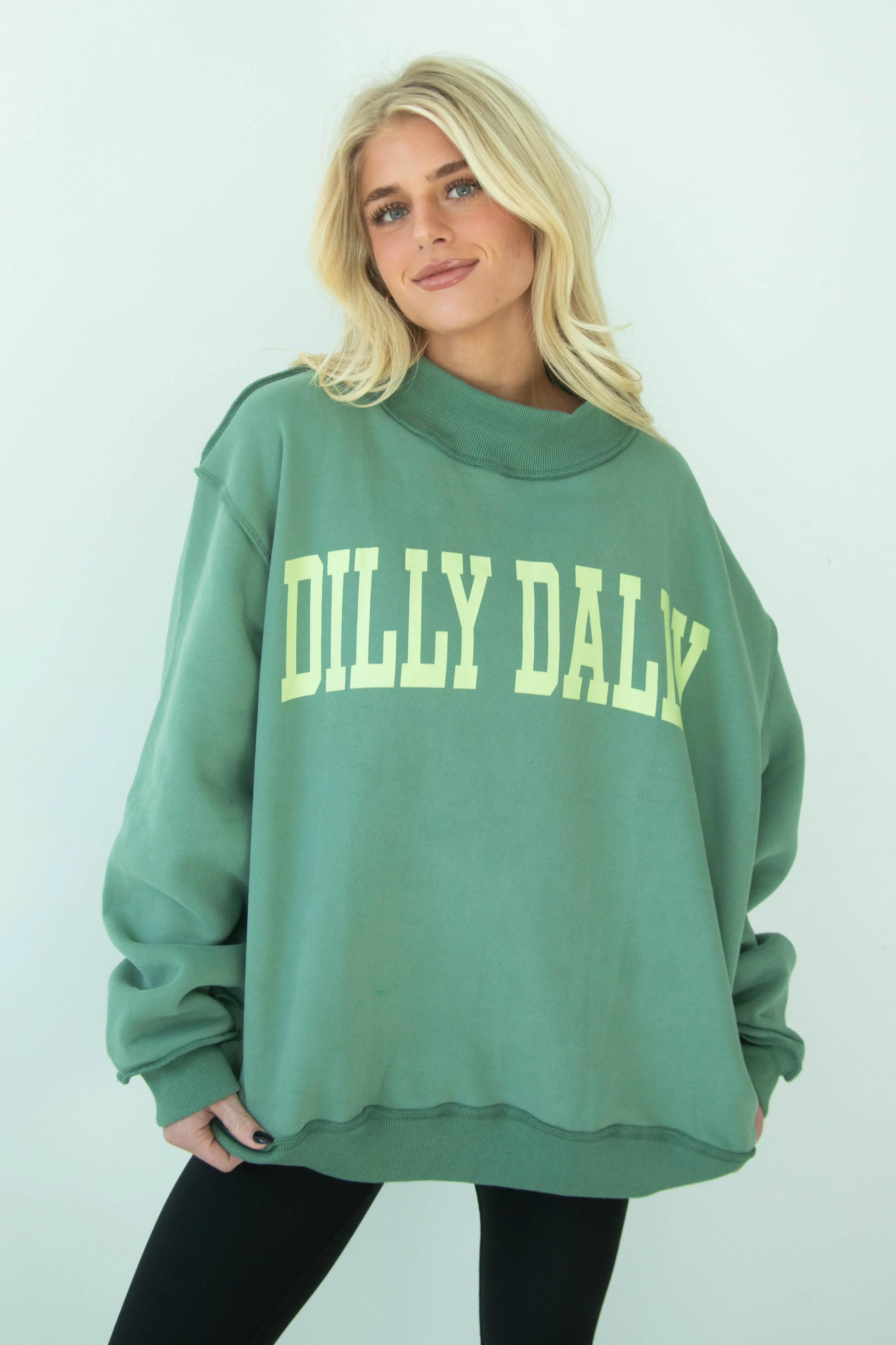 dilly dally mock neck sweatshirt - green | RIFFRAFF
