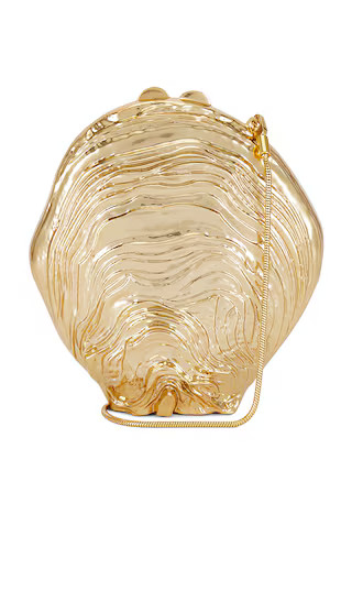 Favorite Cove Shell Clutch in Gold

              
    
        
        
            Favorite Bu... | Revolve Clothing (Global)