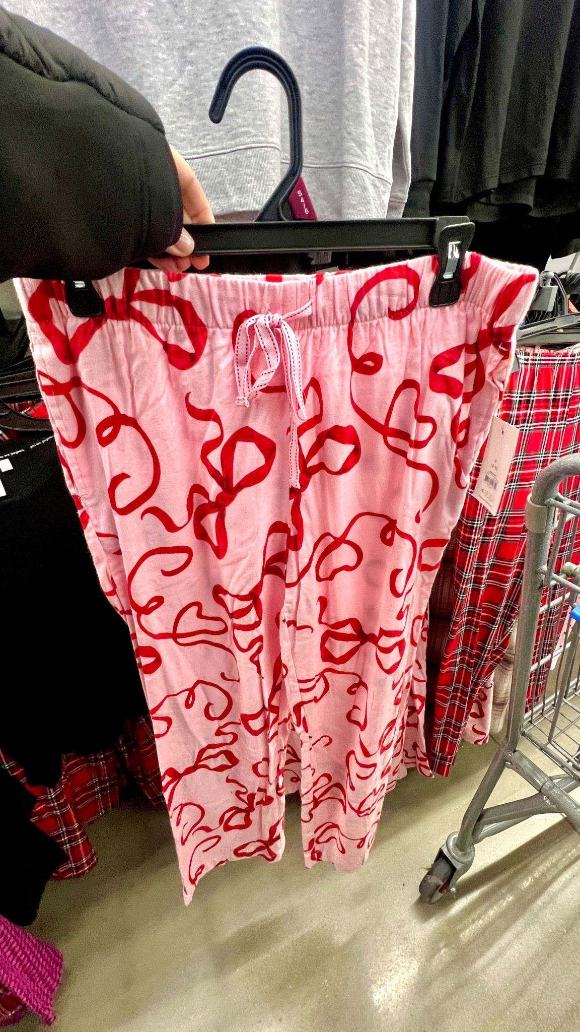 Joyspun Women's Flannel Sleep Pants, 30'' Inseam, Sizes XS-3X
Walmart 

#LTKMidsize #LTKFindsUnder50 #LTKSeasonal