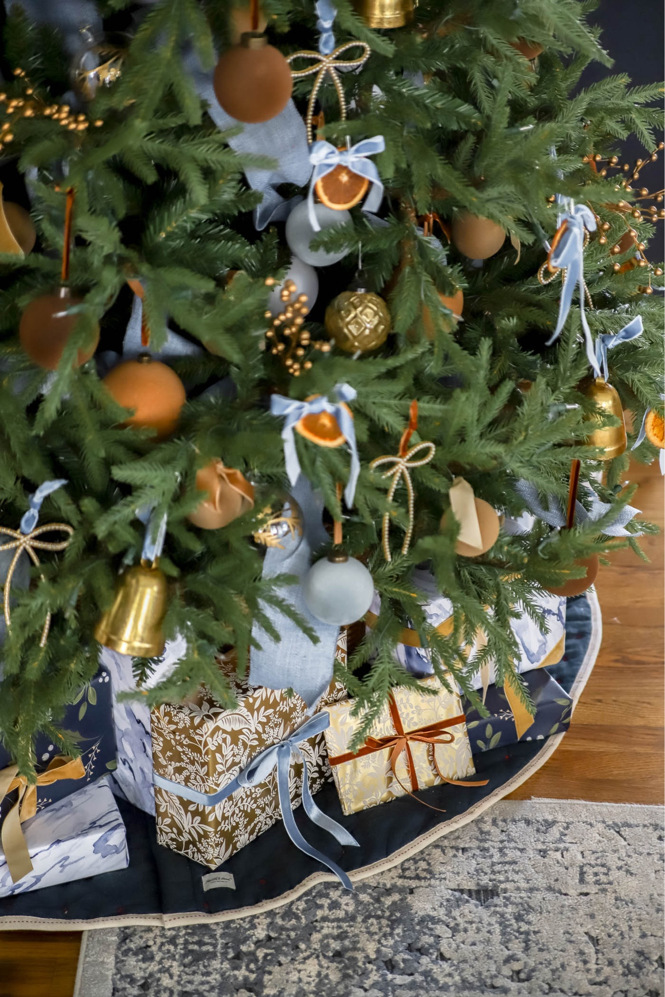 Here’s a close-up of the blues, browns and orange on my Christmas tree this year.

#LTKHoliday #LTKHome #LTKSeasonal